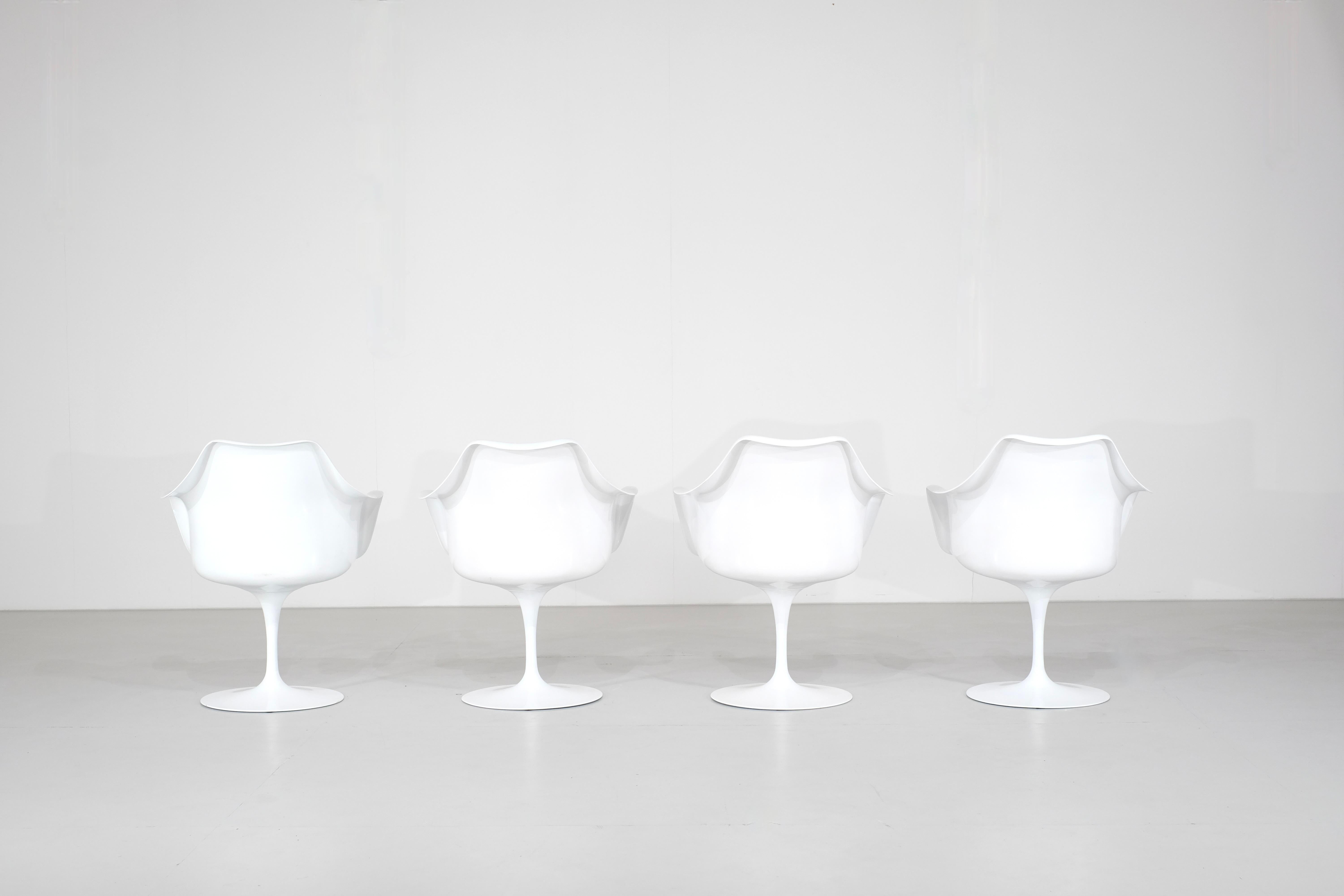 20ième siècle Ensemble de 4 fauteuils Tulipe par Eero Saarinen pour Knoll International - années 1960 en vente