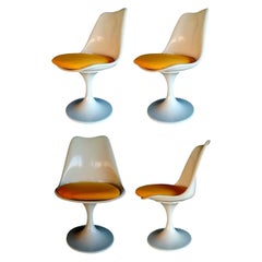 Set of 4 "Tulip" Armless Chairs Design Eero Saarinen for Play Italy, 1970s