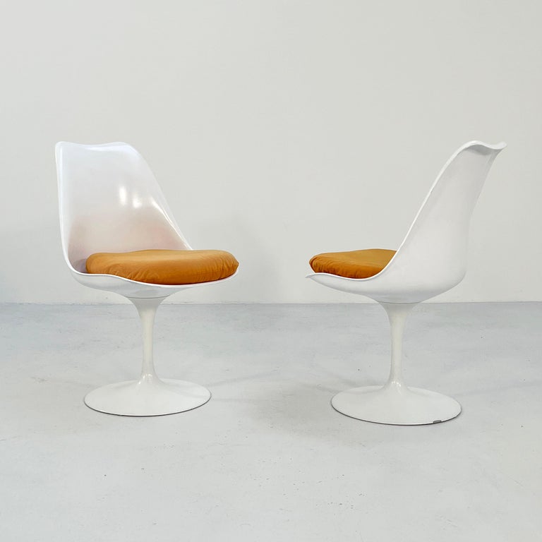 Set of 4 Tulip Dining Chairs by Eero Saarinen for Knoll, 1970s at 1stDibs