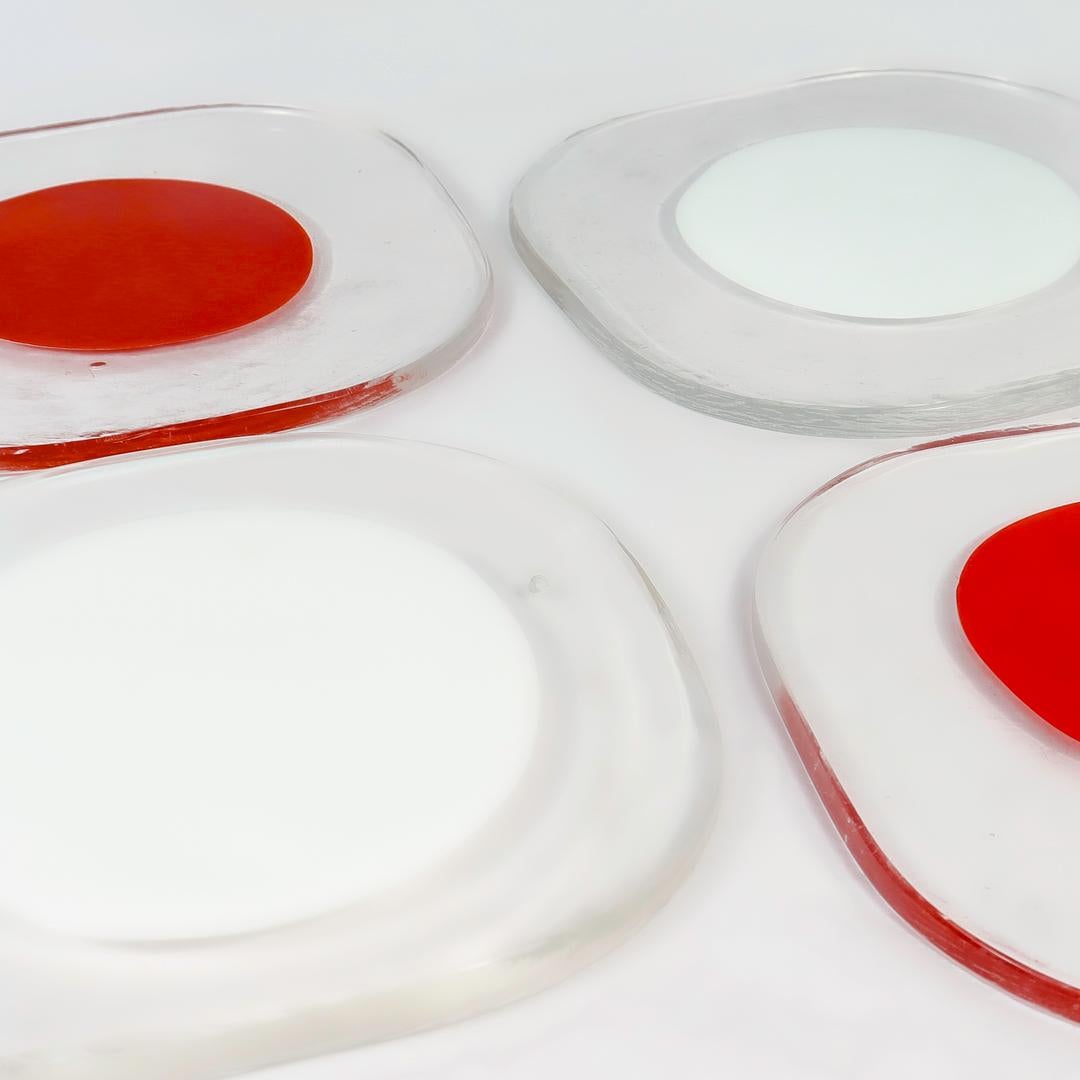 Set of 4 Venini Italian Glass Red & White Dot Plates by Pierre Cardin  For Sale 2