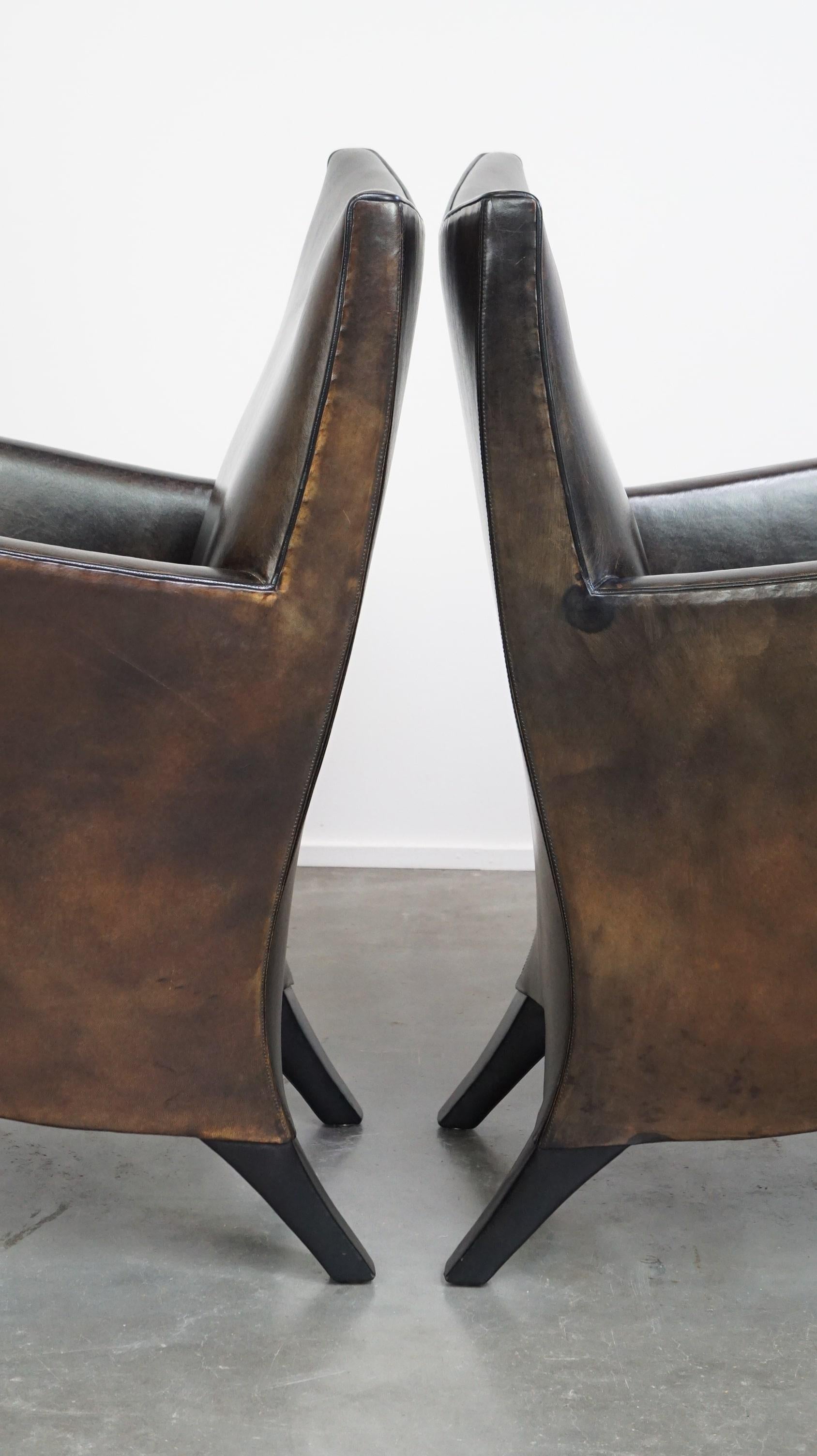 Ensemble de 4 très belles chaises de salle à manger en peau de mouton en vente 8