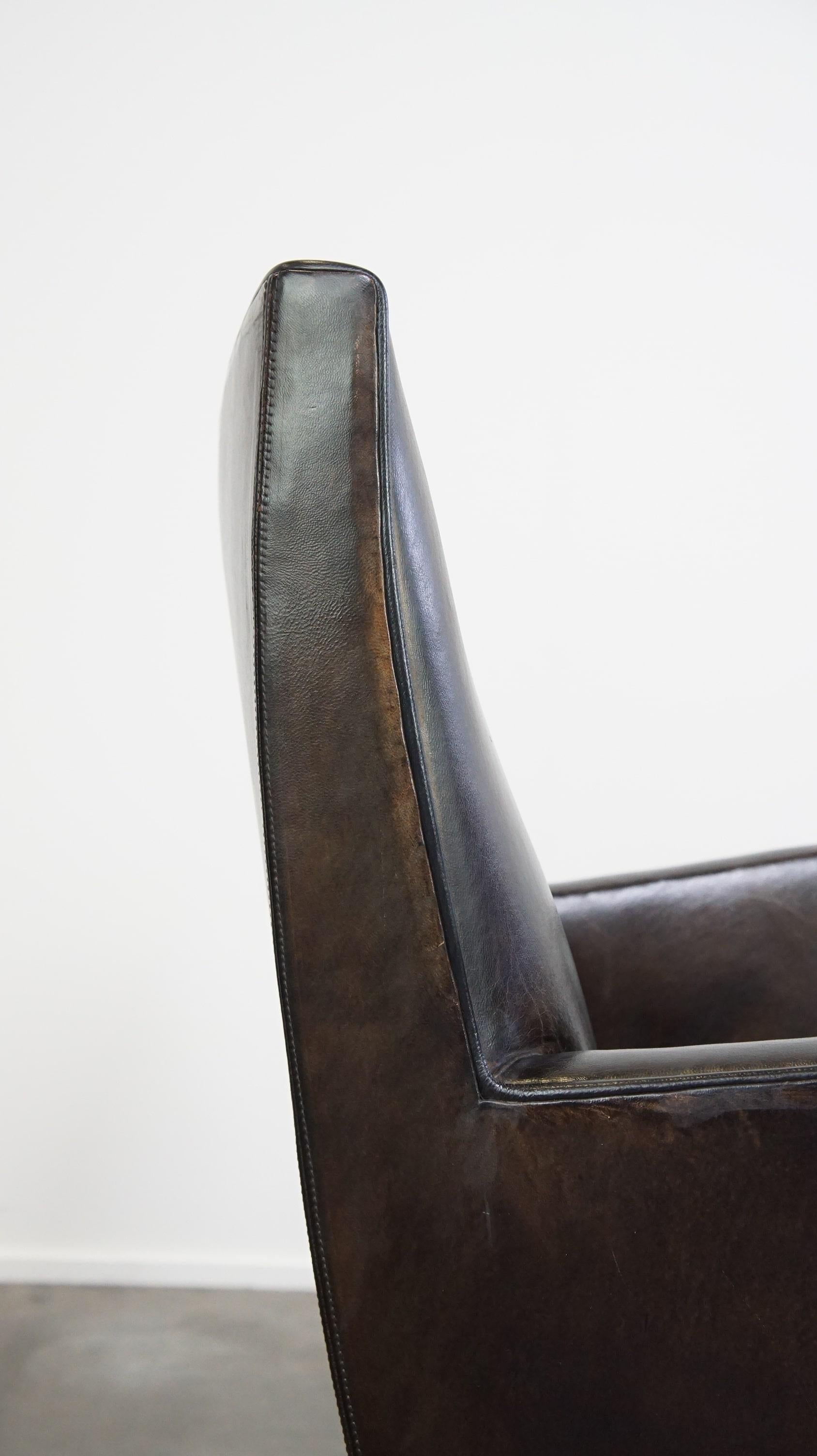 Ensemble de 4 très belles chaises de salle à manger en peau de mouton en vente 9