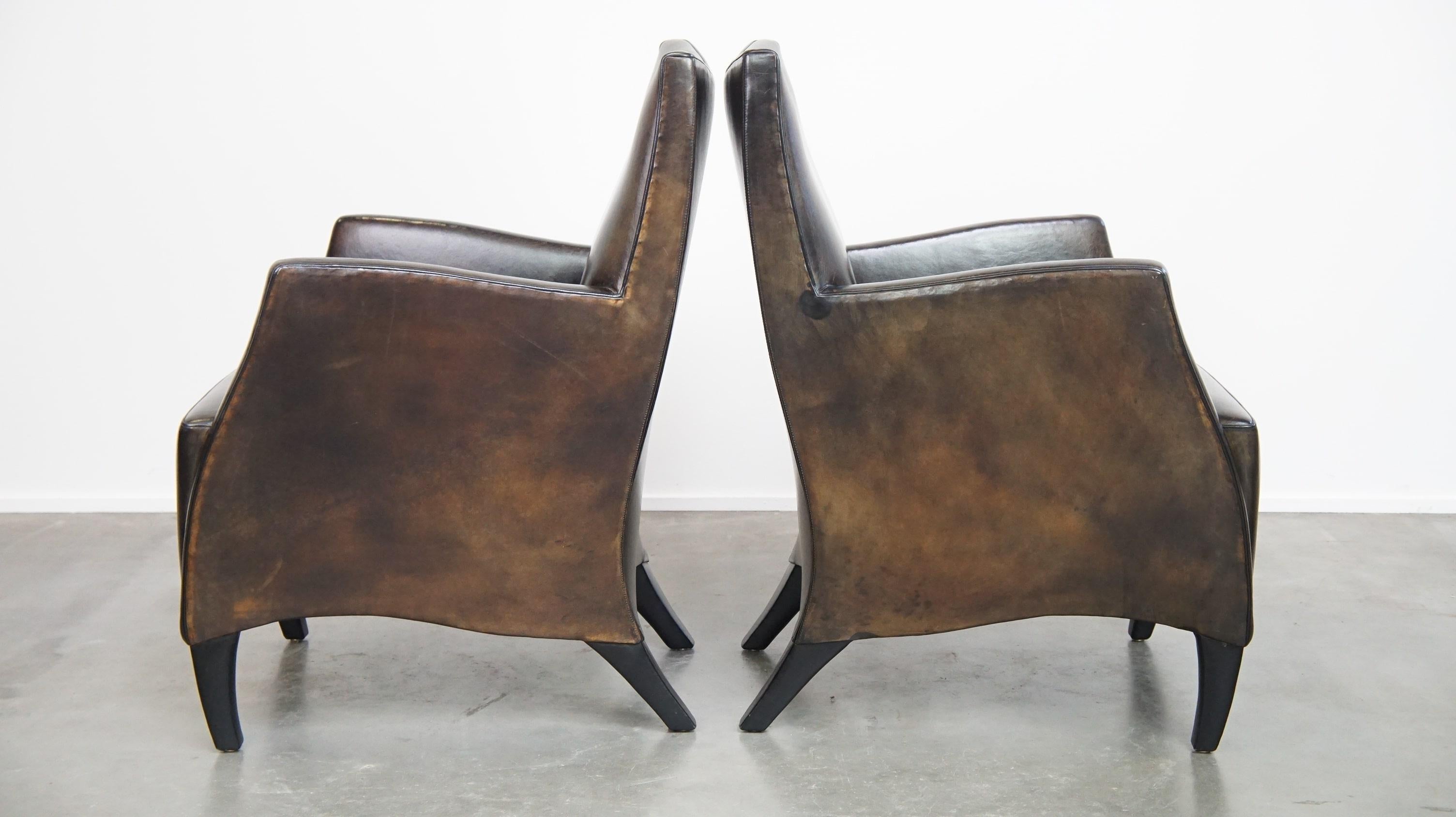 Ensemble de 4 très belles chaises de salle à manger en peau de mouton Bon état - En vente à Harderwijk, NL
