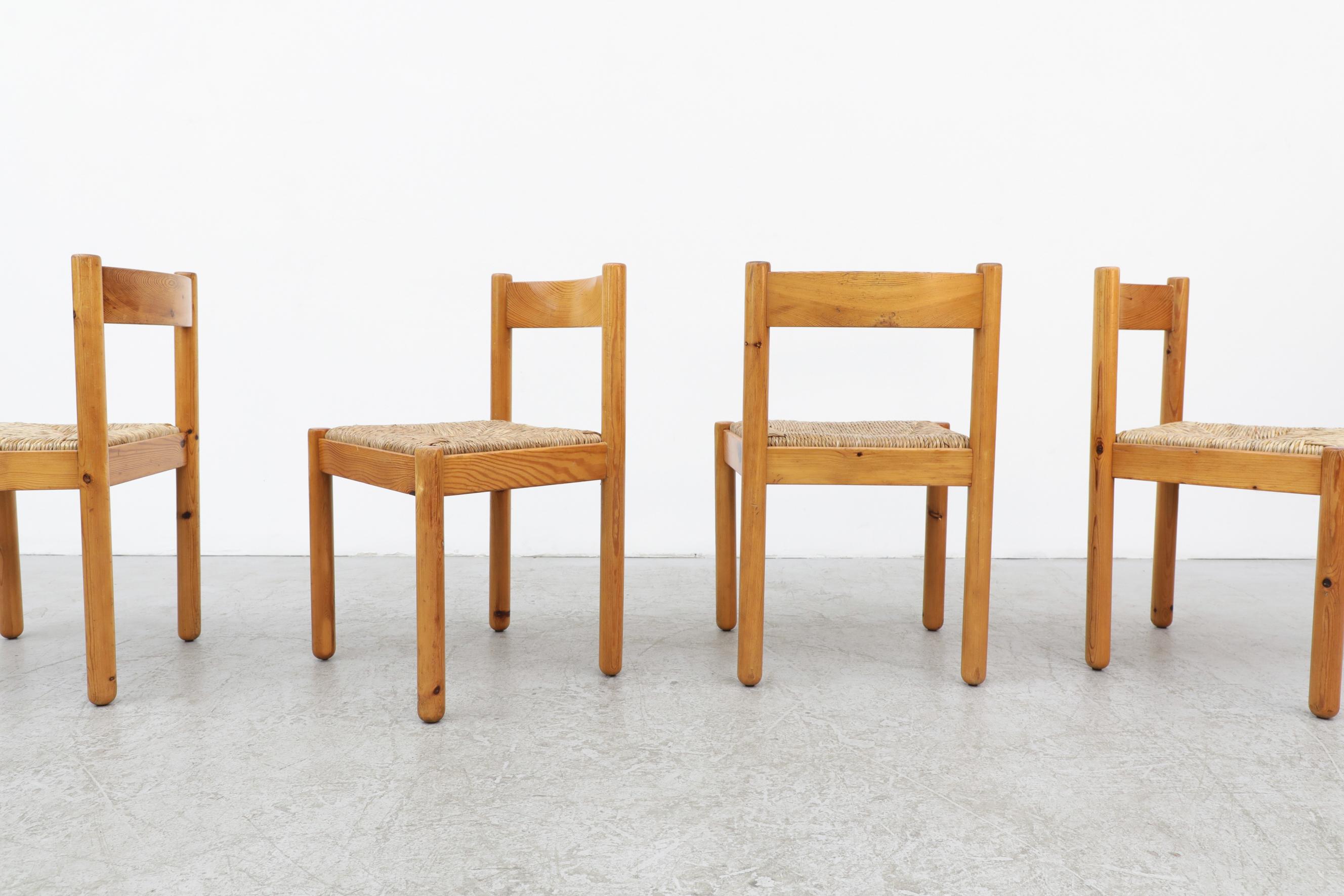 Néerlandais Ensemble de 4 chaises de salle à manger en pin de style Vico Magistretti avec sièges en jonc tissé en vente