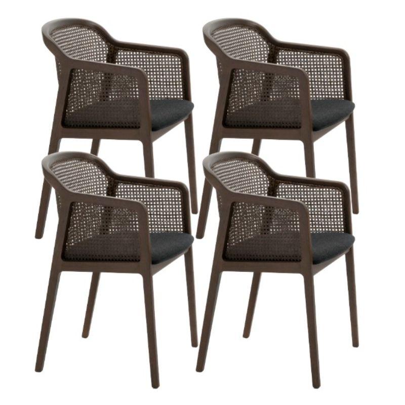 Set of 4, vienna little armchair, stained beech wood, Anthracite by Colé Italia with Emmanuel Gallina
Dimensions: H 78, W 53, D 50 cm
Materials: Stained beech wood little armchair with Vienna straw back, and upholstered seat
Wood stained