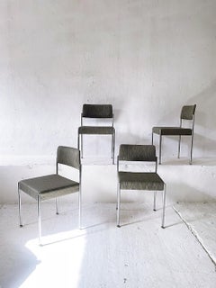 Ensemble de 4 chaises vintage des années 1970 Martin Stoll à structure métallique chromée suisse