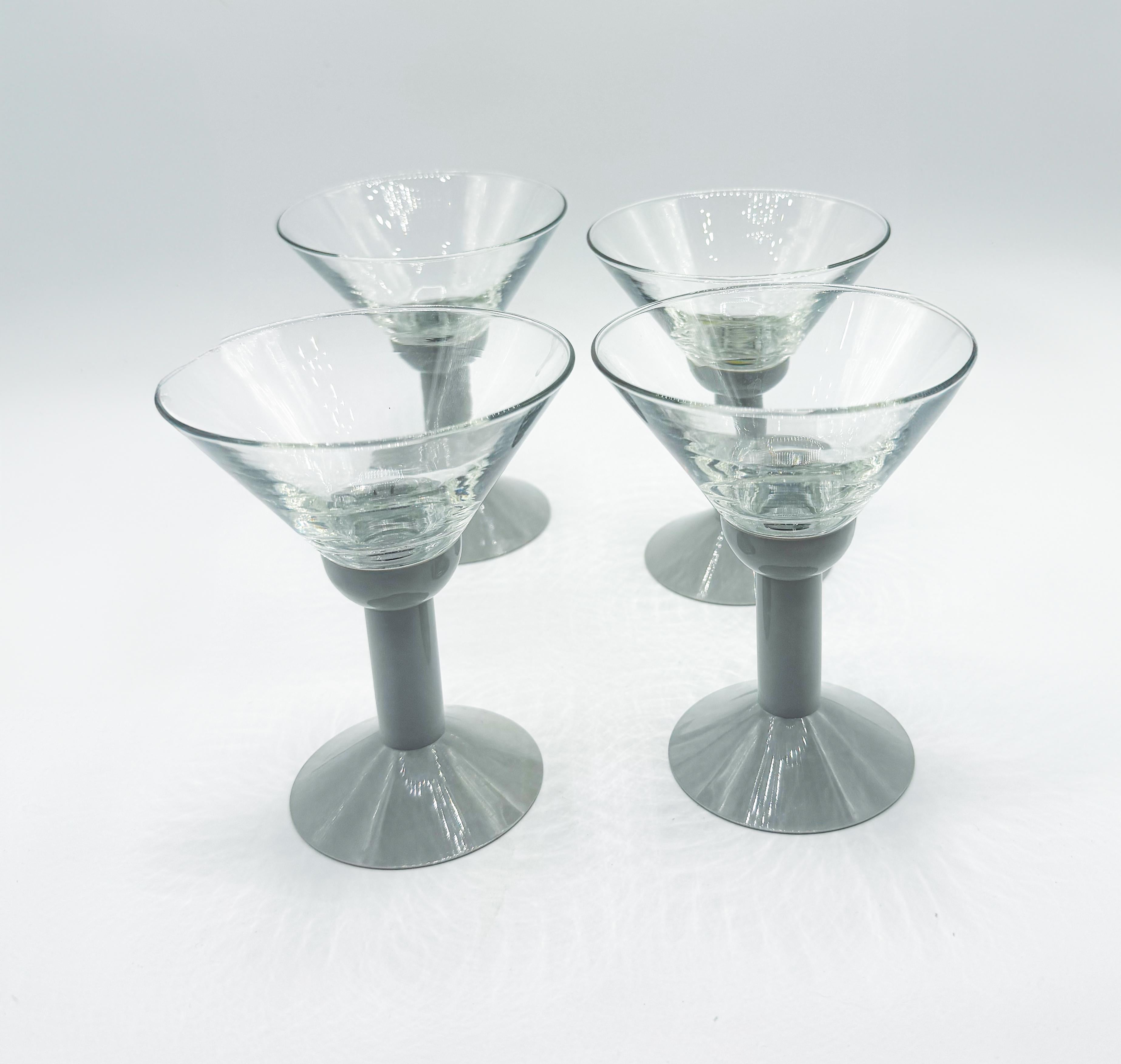 Set of 4 Vintage 1980s Bodum Oktett Grey Martini Glasses with Grey Plastic Bases en venta 4