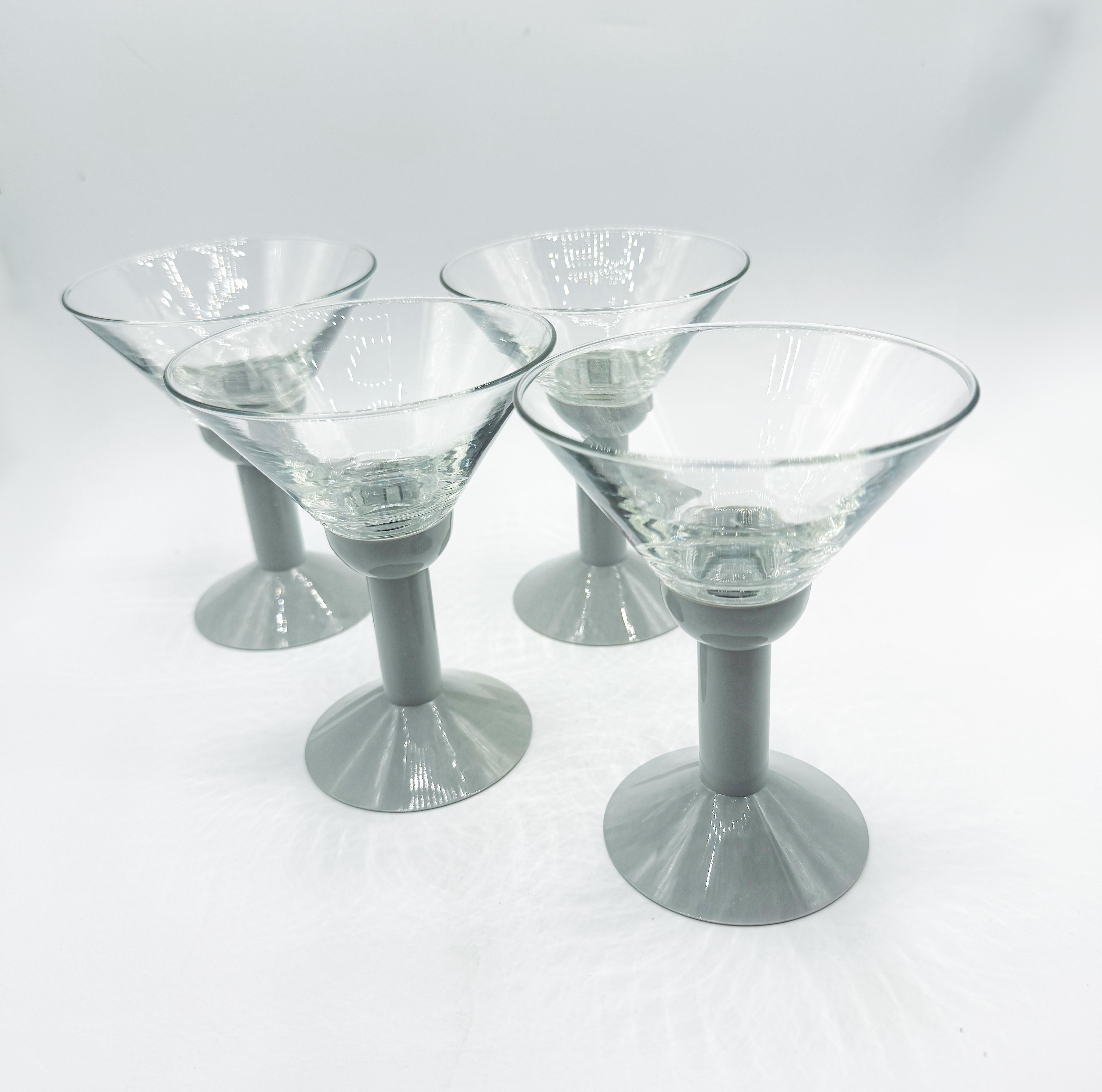 Set of 4 Vintage 1980s Bodum Oktett Grey Martini Glasses with Grey Plastic Bases en venta 5