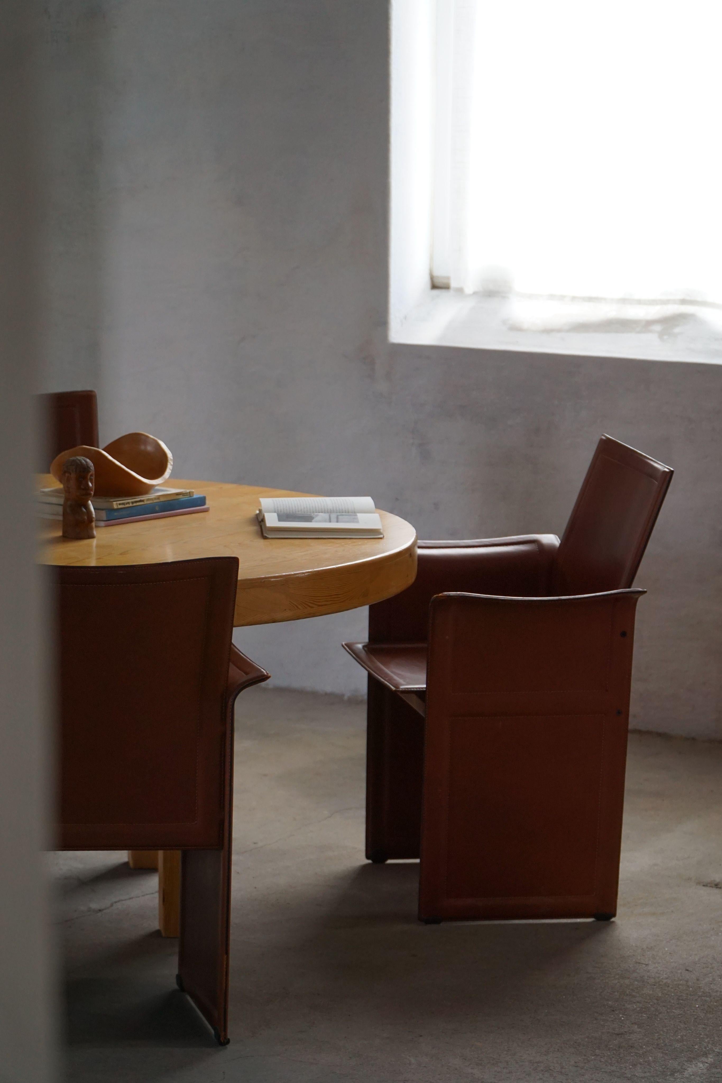 Set di 4 poltrone vintage in pelle marrone/rossa, Tito Agnoli, 