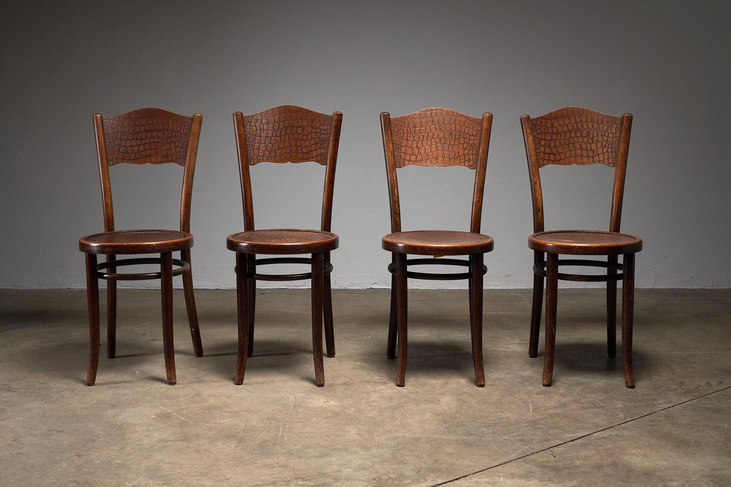 Set of 4 vintage bentwood bistro chairs with Crocodile pattern by Thonet.