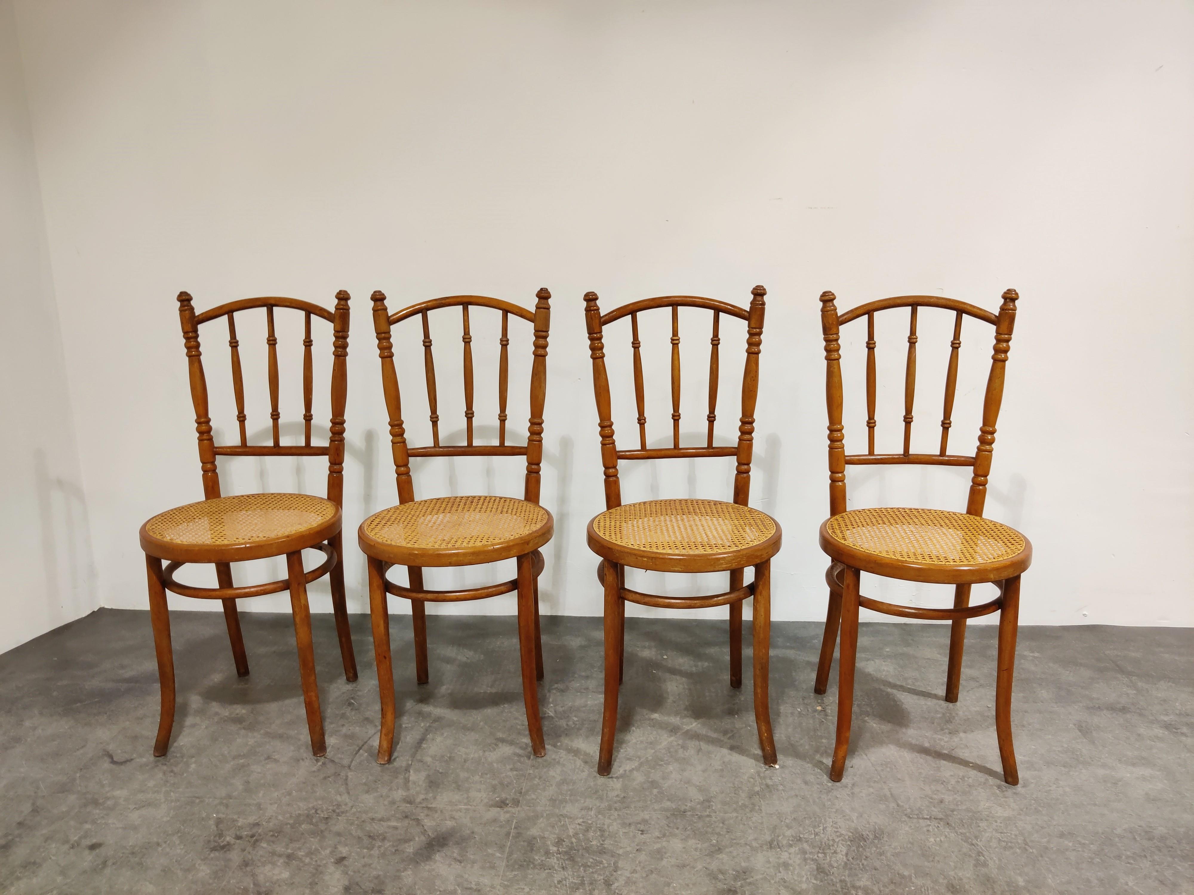 Art nouveau Ensemble de 4 chaises bistro vintage, années 1950 en vente