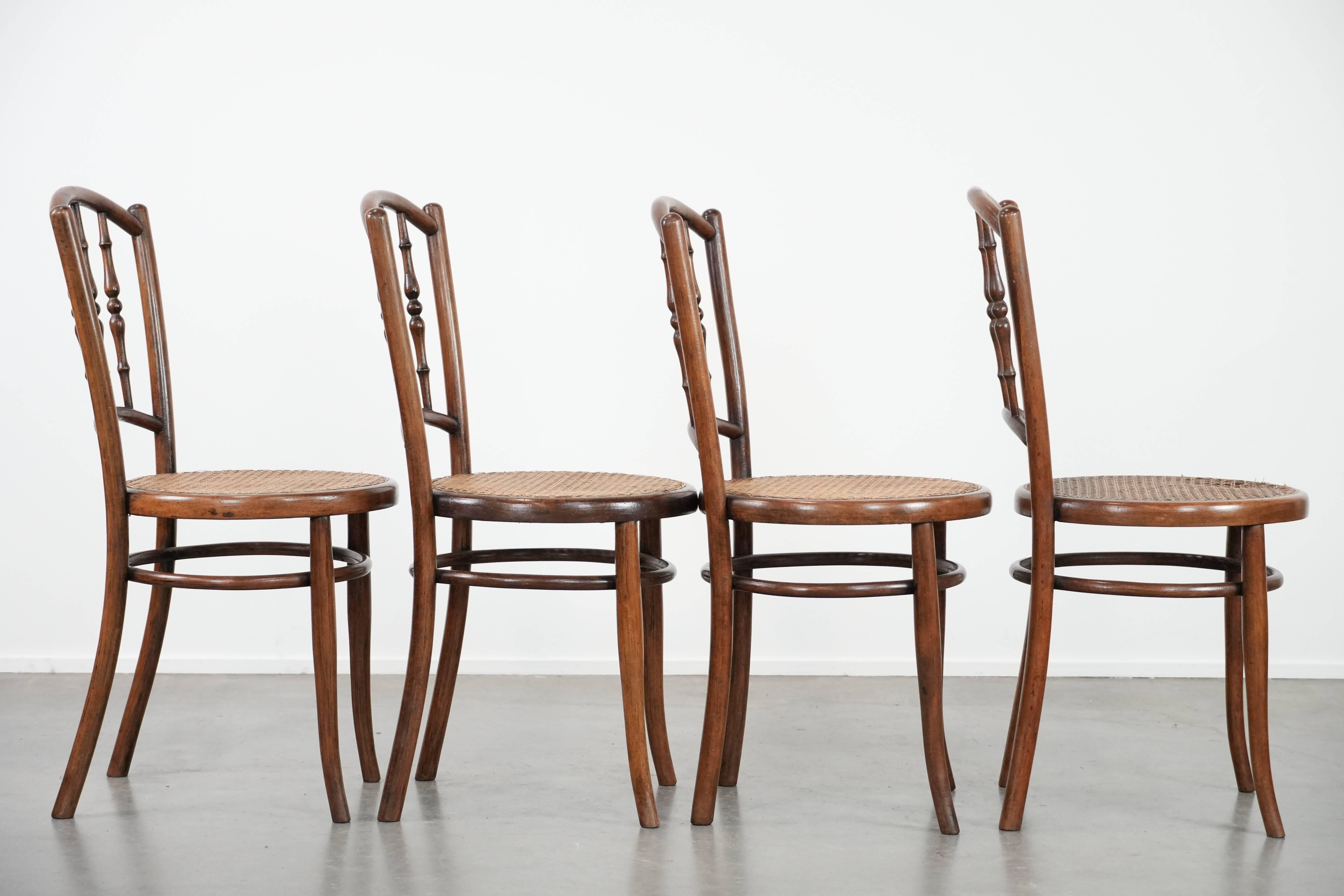Romano classico Set of 4 vintage bistro chairs Jacob & Josef Kohn Wien with a wicker seat in vendita