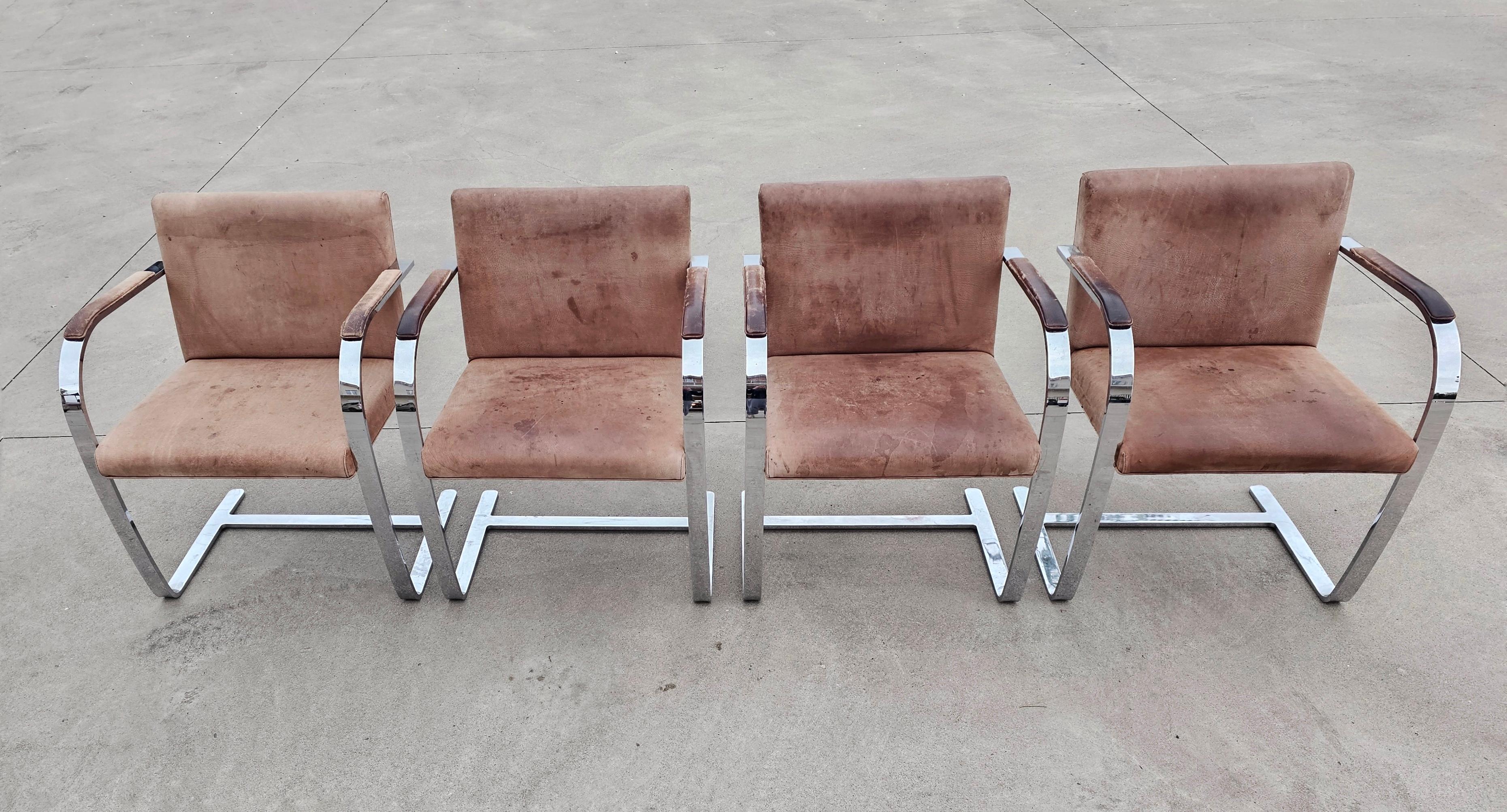 Set of 4 Vintage Brno Chairs Flat Bar 255 by Ludwig Mies van der Rohe For Sale 4