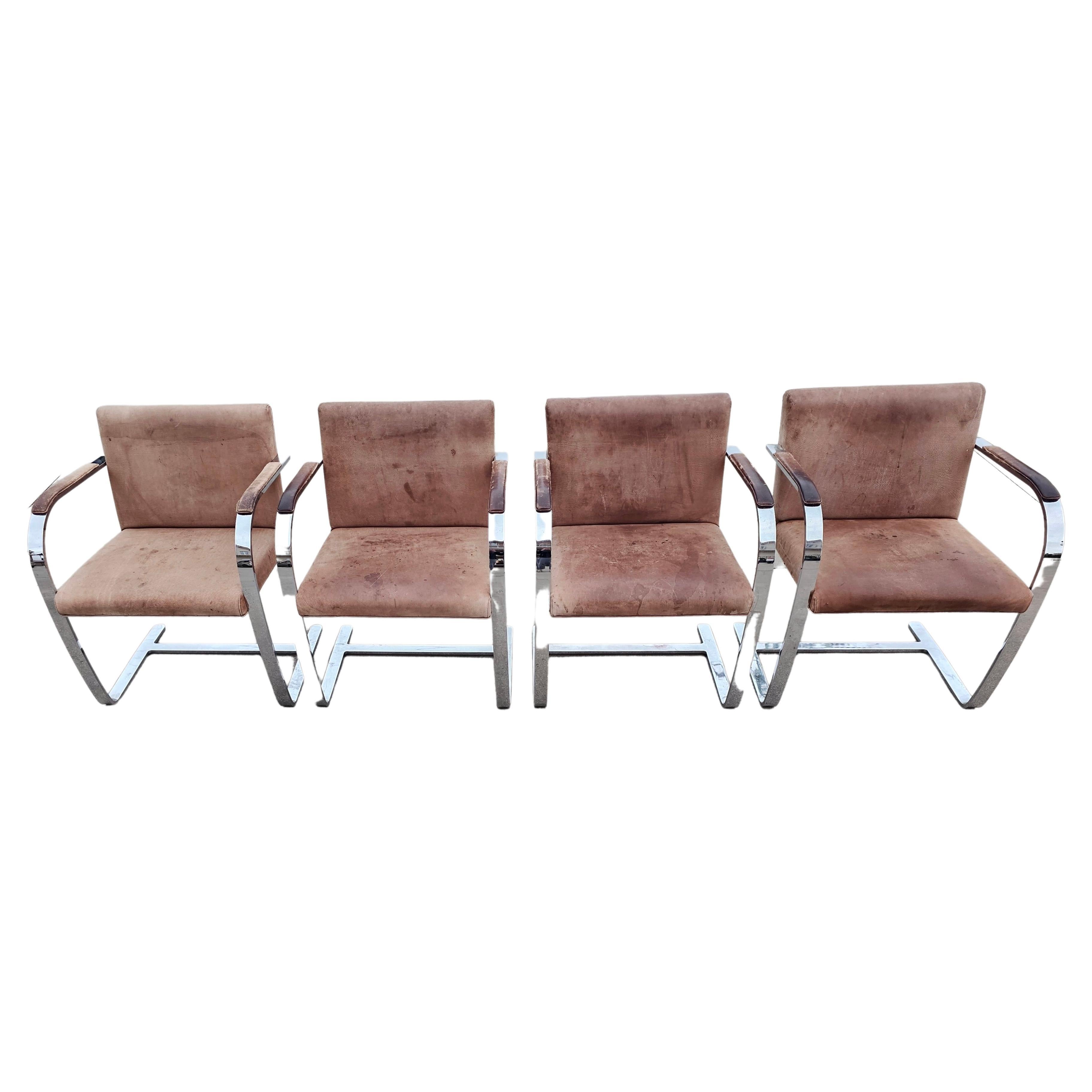 Set of 4 Vintage Brno Chairs Flat Bar 255 by Ludwig Mies van der Rohe