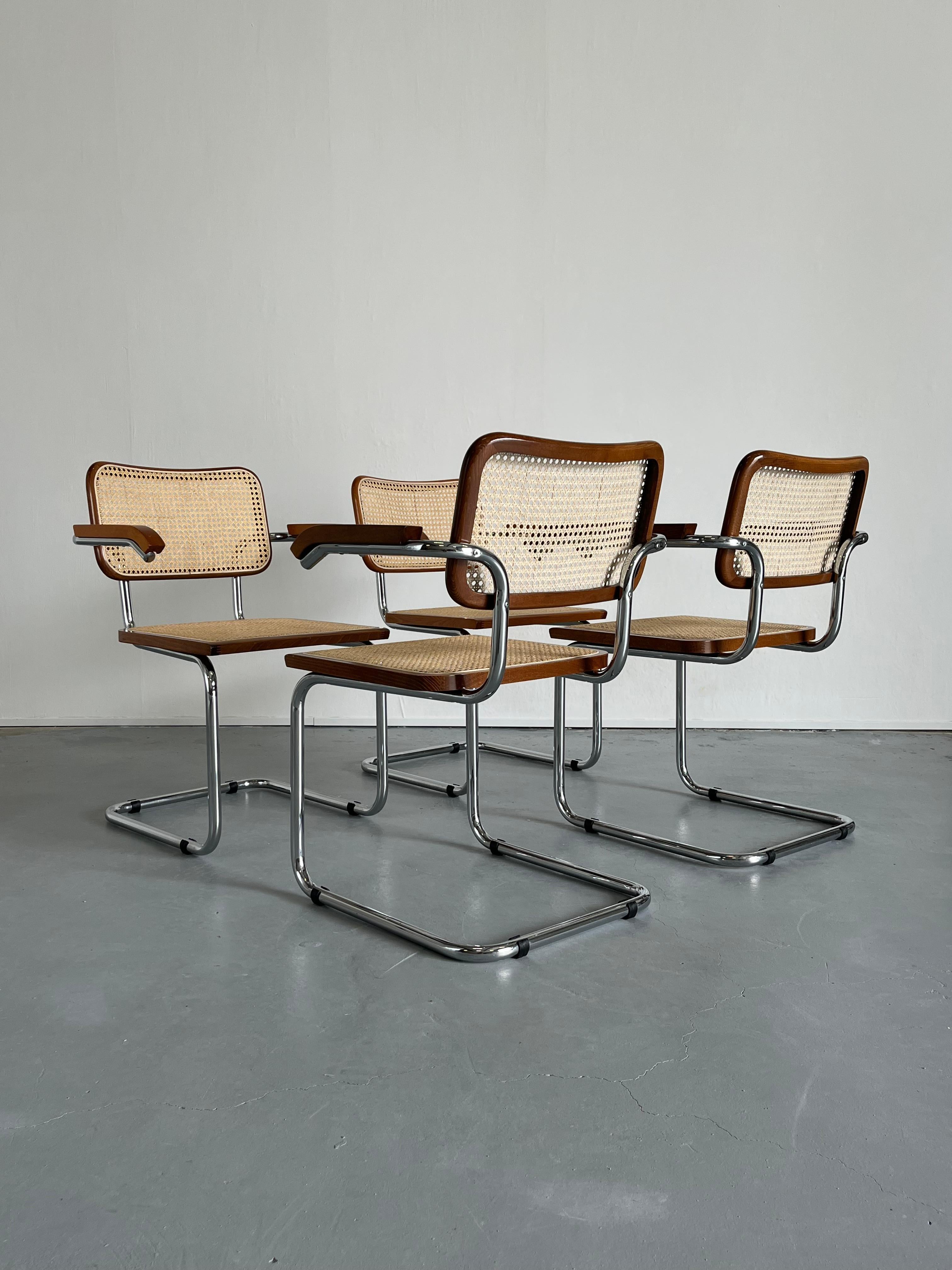 Bauhaus Set of 4 Vintage Brown Cesca Midcentury Italian Cantilever Chair, Marcel Breuer