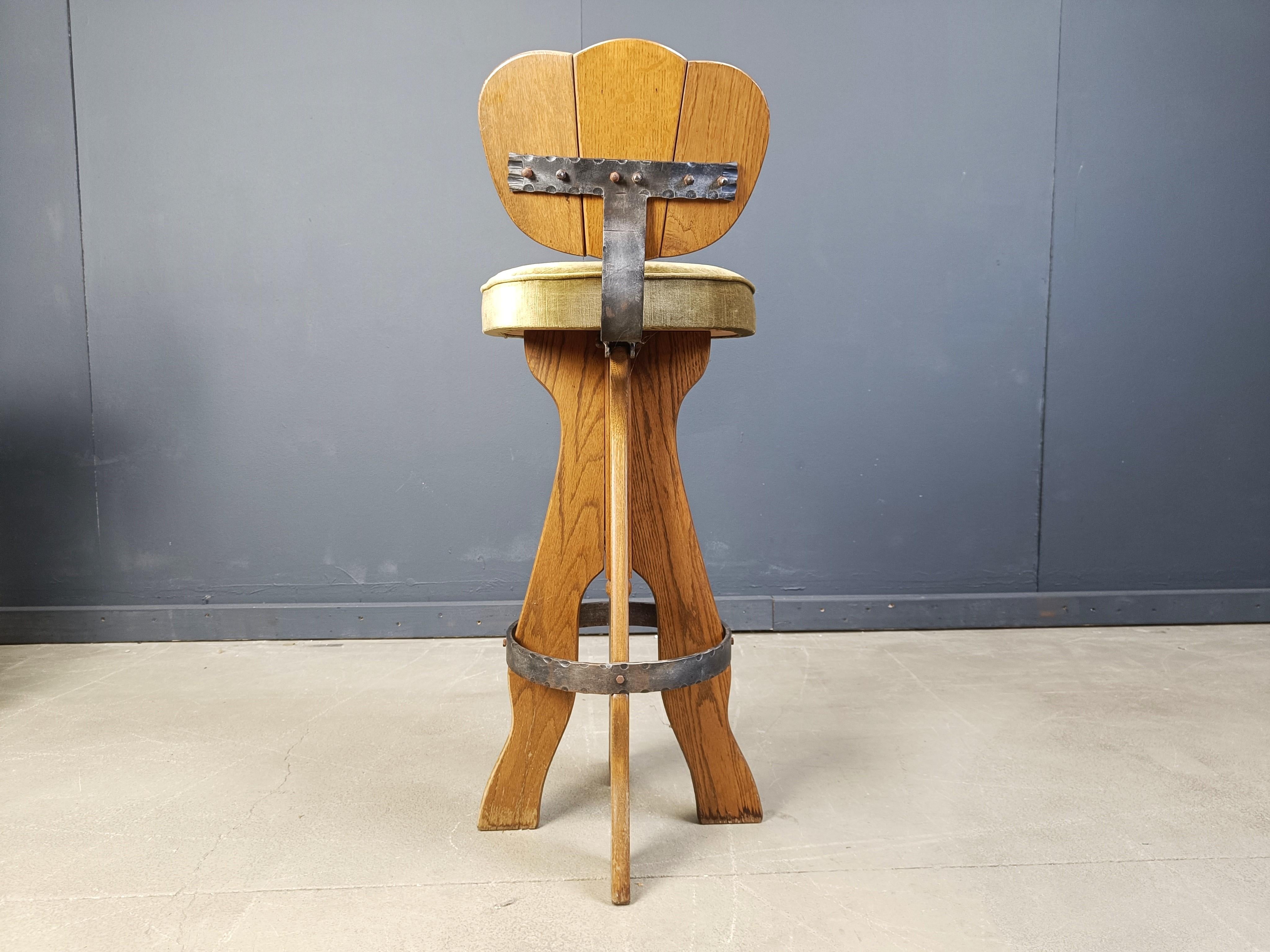 Brutalist Set of 4 vintage brutalist bar stools, 1960s For Sale