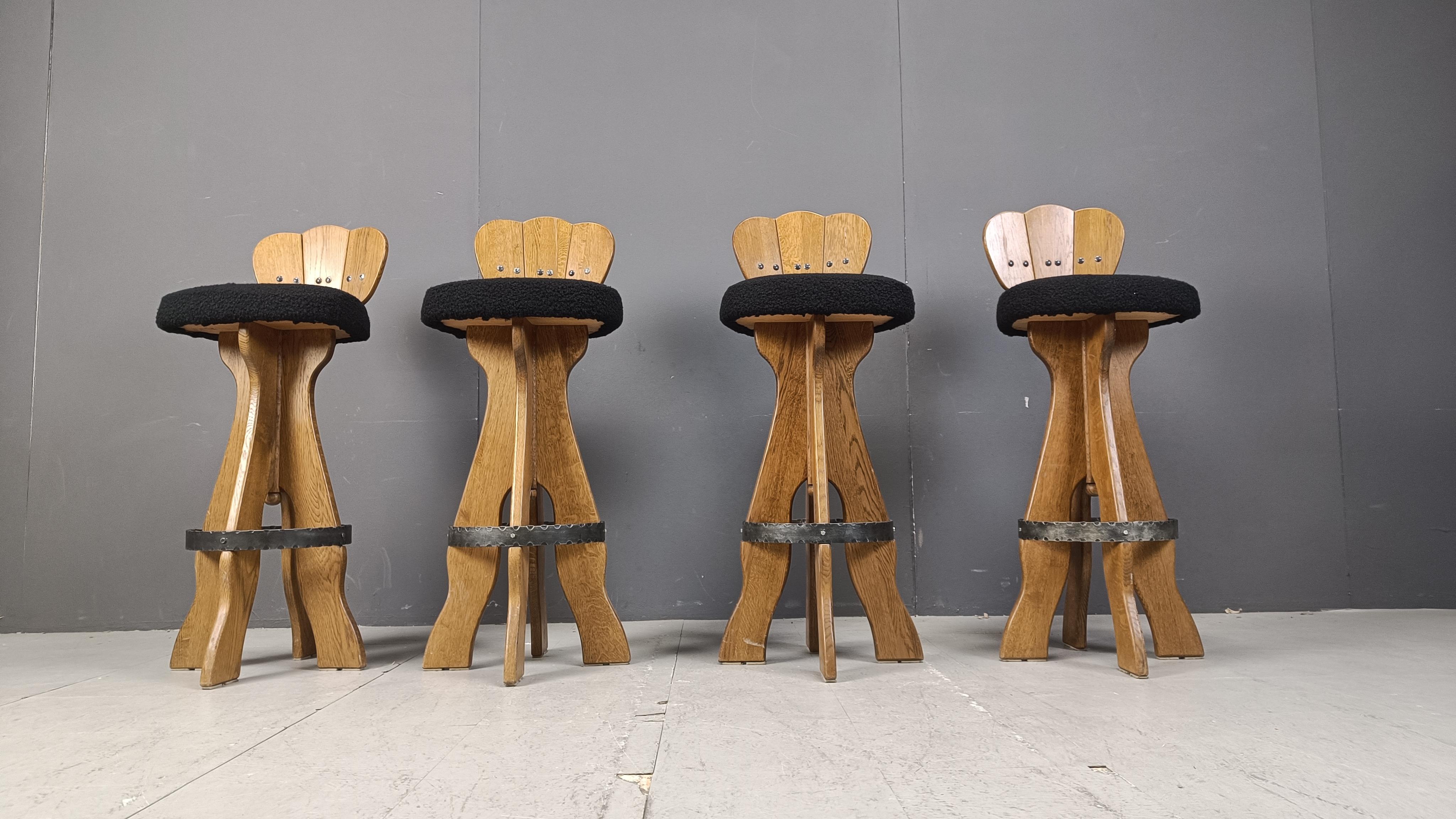 Set of 4 vintage brutalist bar stools, 1960s For Sale 1