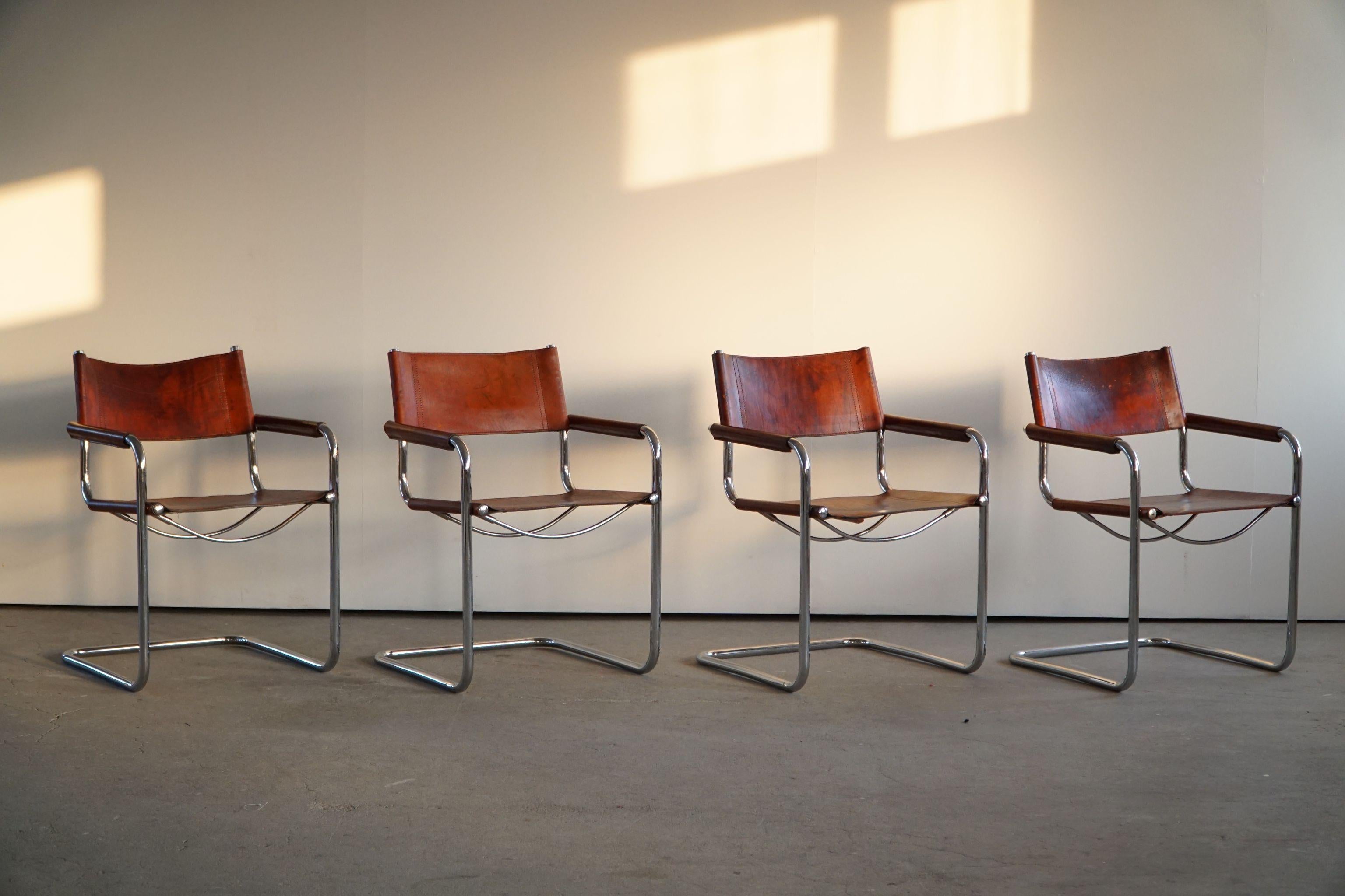 Art Deco Set of 4 Vintage Cantilever Armchairs in Cognac Leather by Linea Veam, Italy 70s