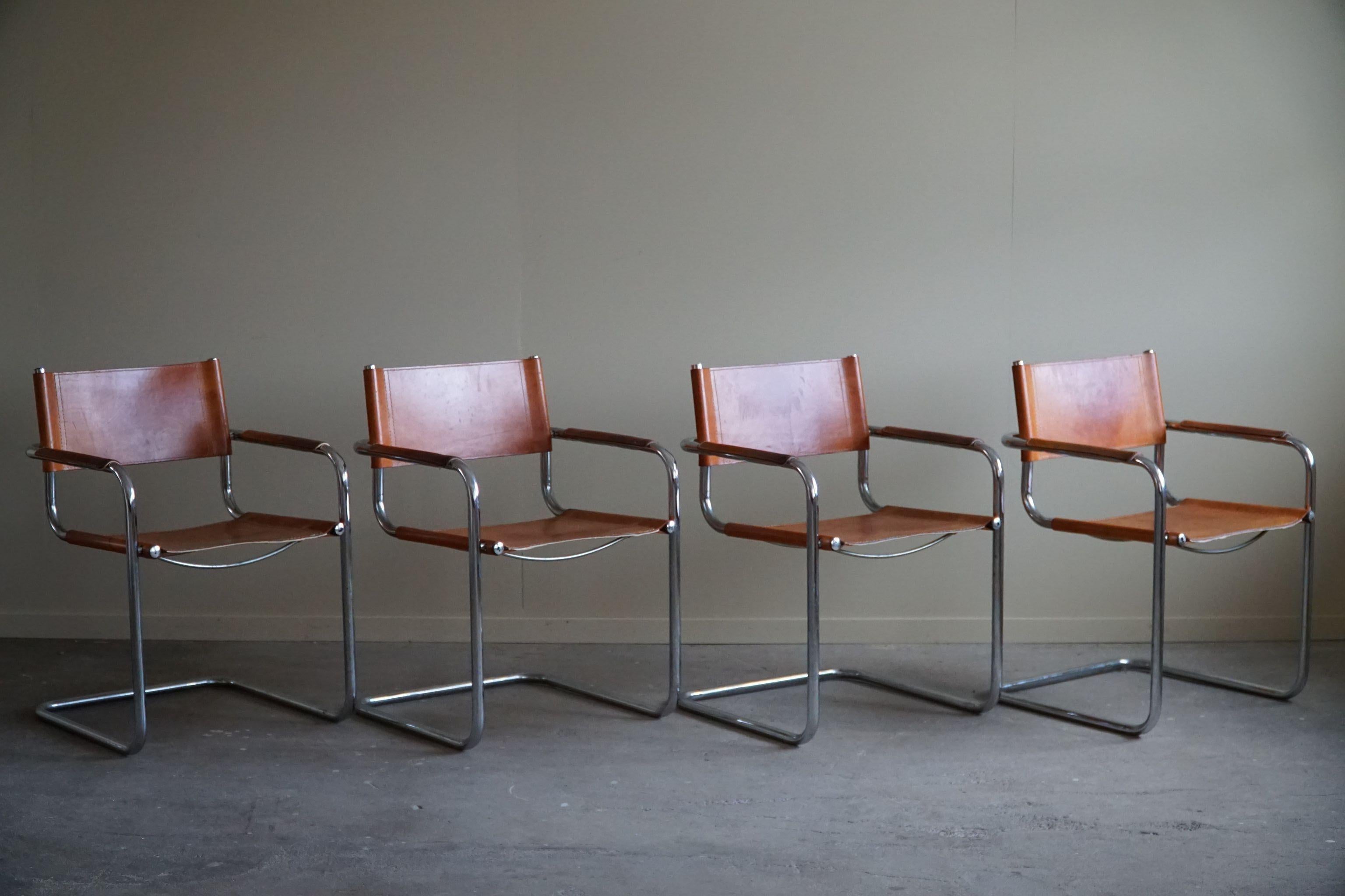 Set of 4 Vintage Cantilever Armchairs in Cognac Leather, Matteo Grassi, 1970s 7