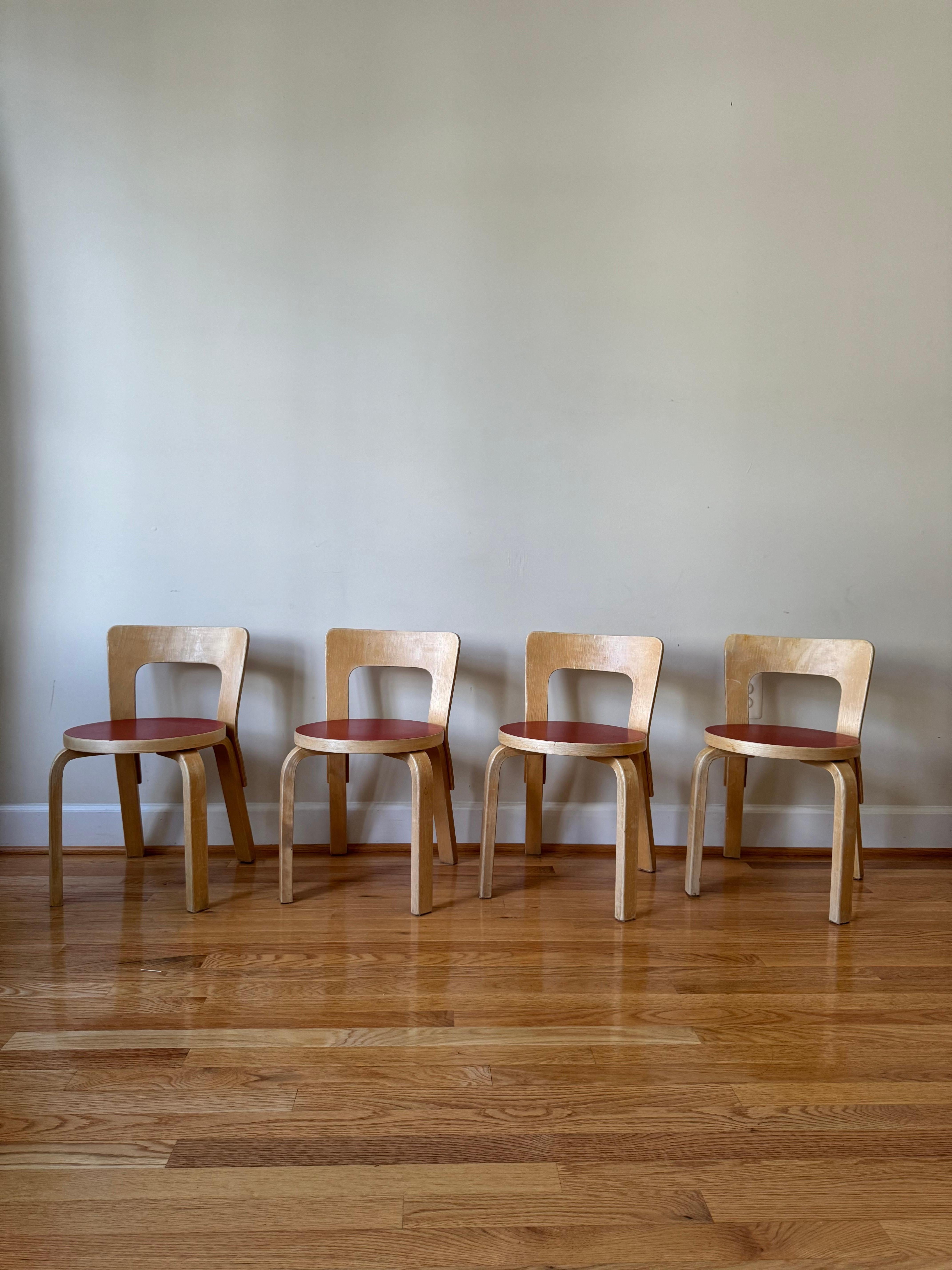 Mid-Century Modern Set of 4 Vintage Chair N65 by Alvar Aalto for Artek (Red Linoleum)