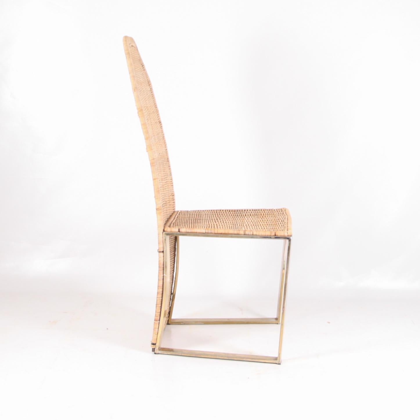 20ième siècle Ensemble de 4 chaises vintage en métal doré et osier en vente
