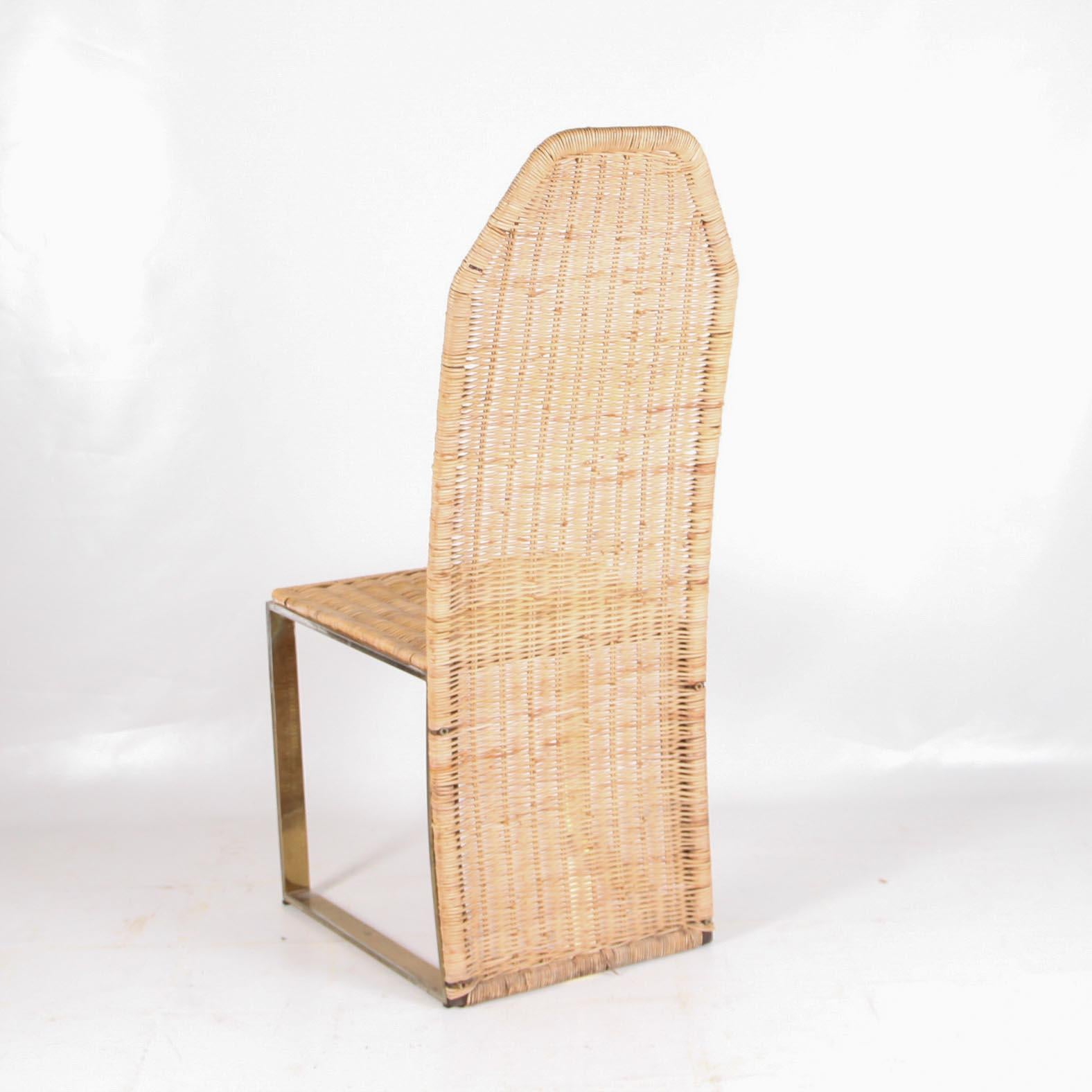 Rotin Ensemble de 4 chaises vintage en métal doré et osier en vente