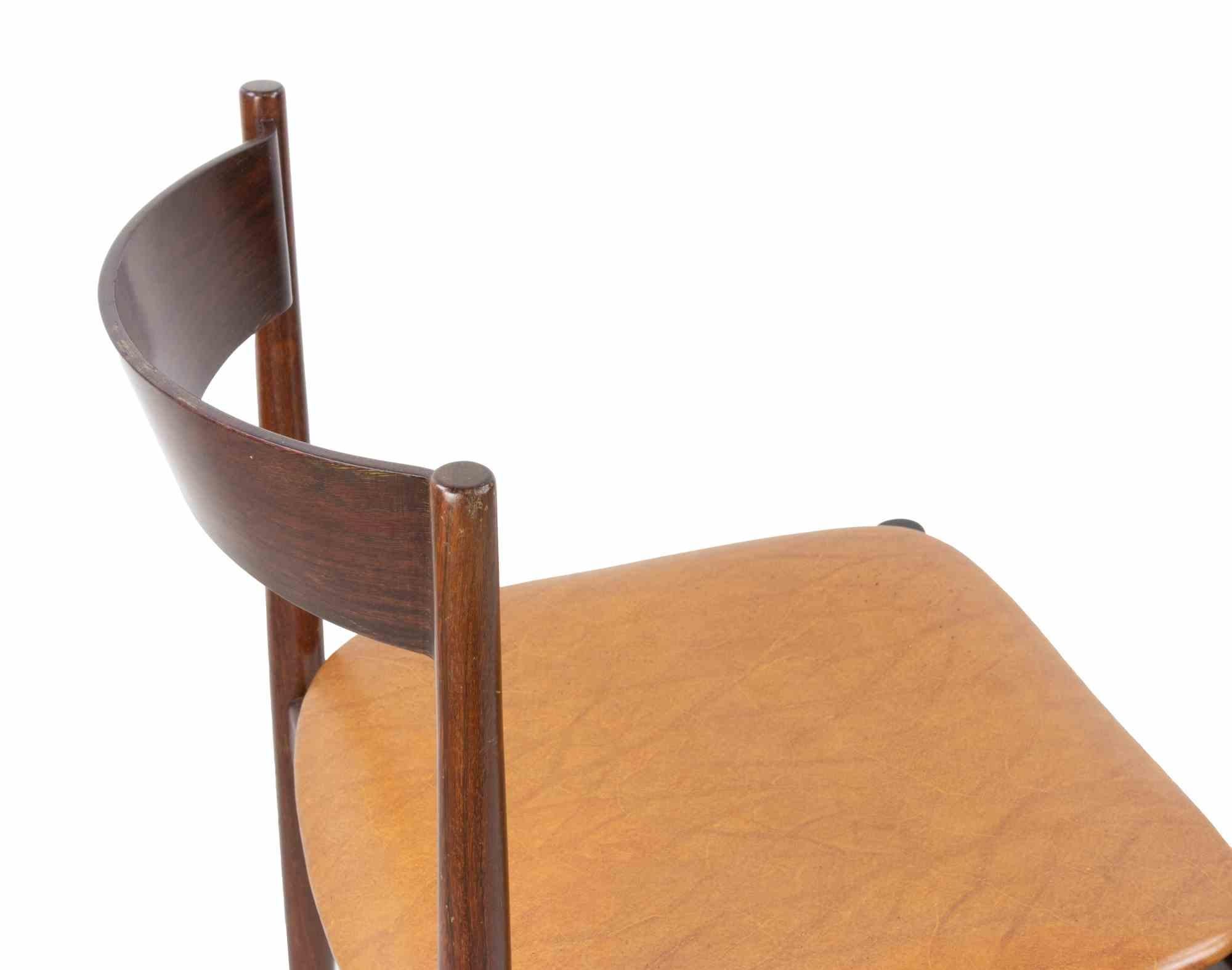 Satz von 4 Vintage-Stühlen, italienische Herstellung 1960er Jahre (Holz) im Angebot