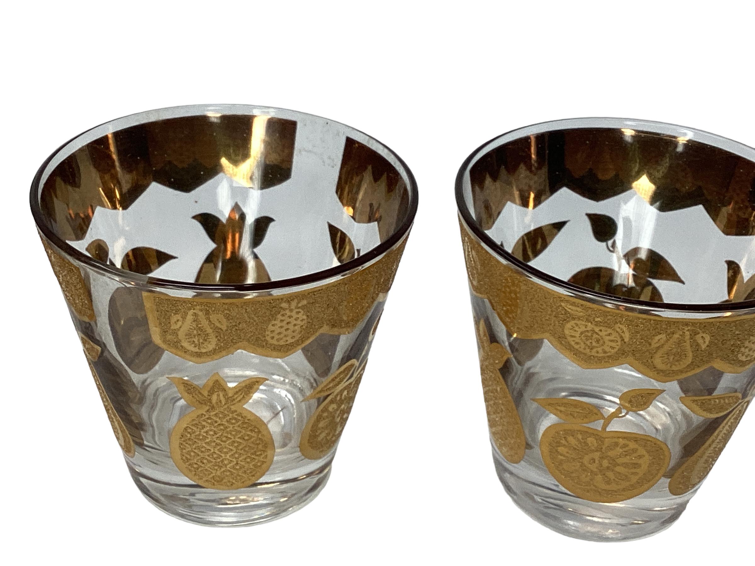 Set of 4 Vintage Culver Florentine Pattern Old Fashioned Glasses in the Florentine pattern, decorated in smooth and textured 22k gold with apple, pear, pineapple and grapes design.
There are 2 sets available. Both sets are listed.