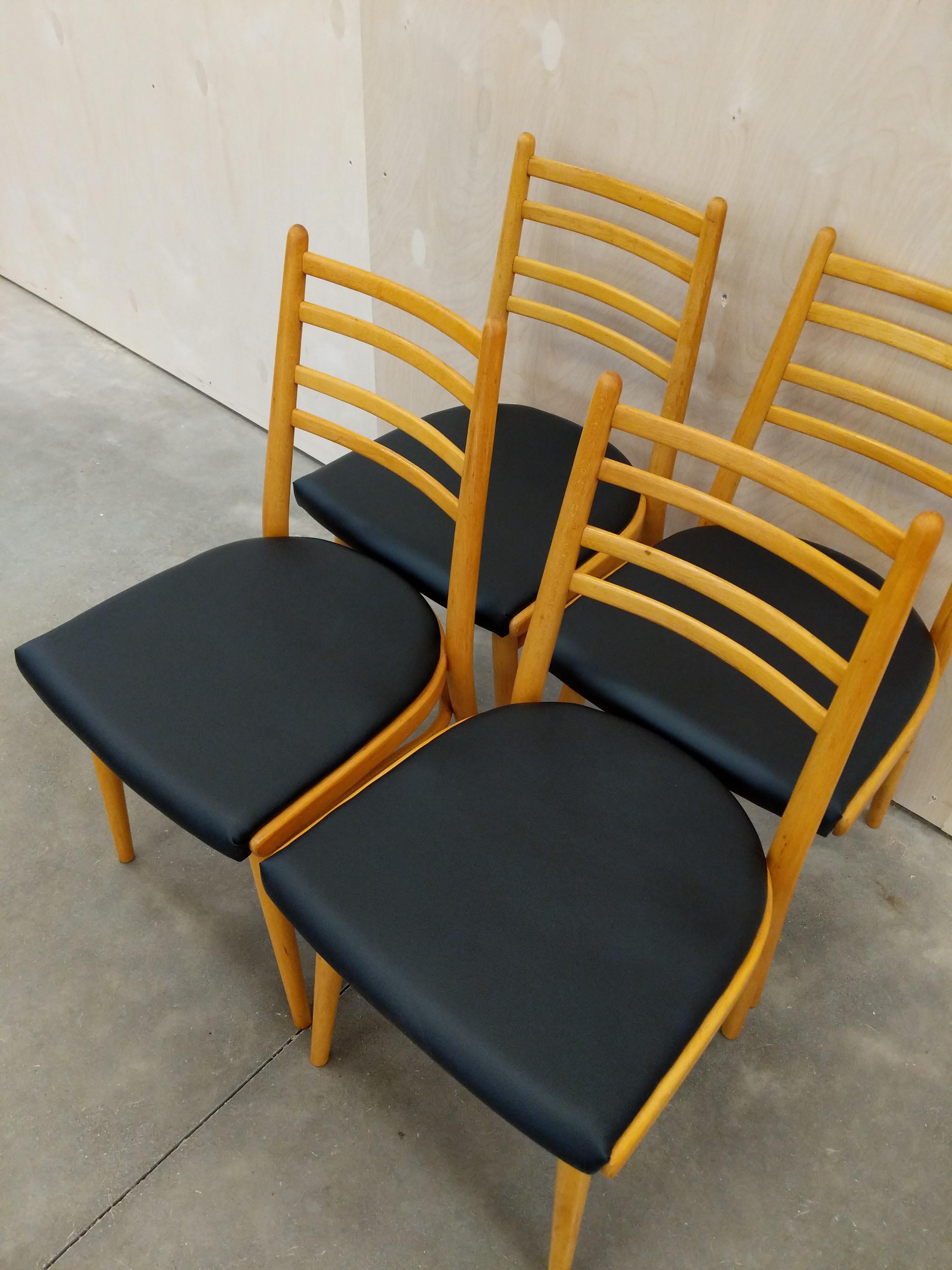 Wood Set of 4 Vintage Czech Mid Century Modern Dining Chairs For Sale