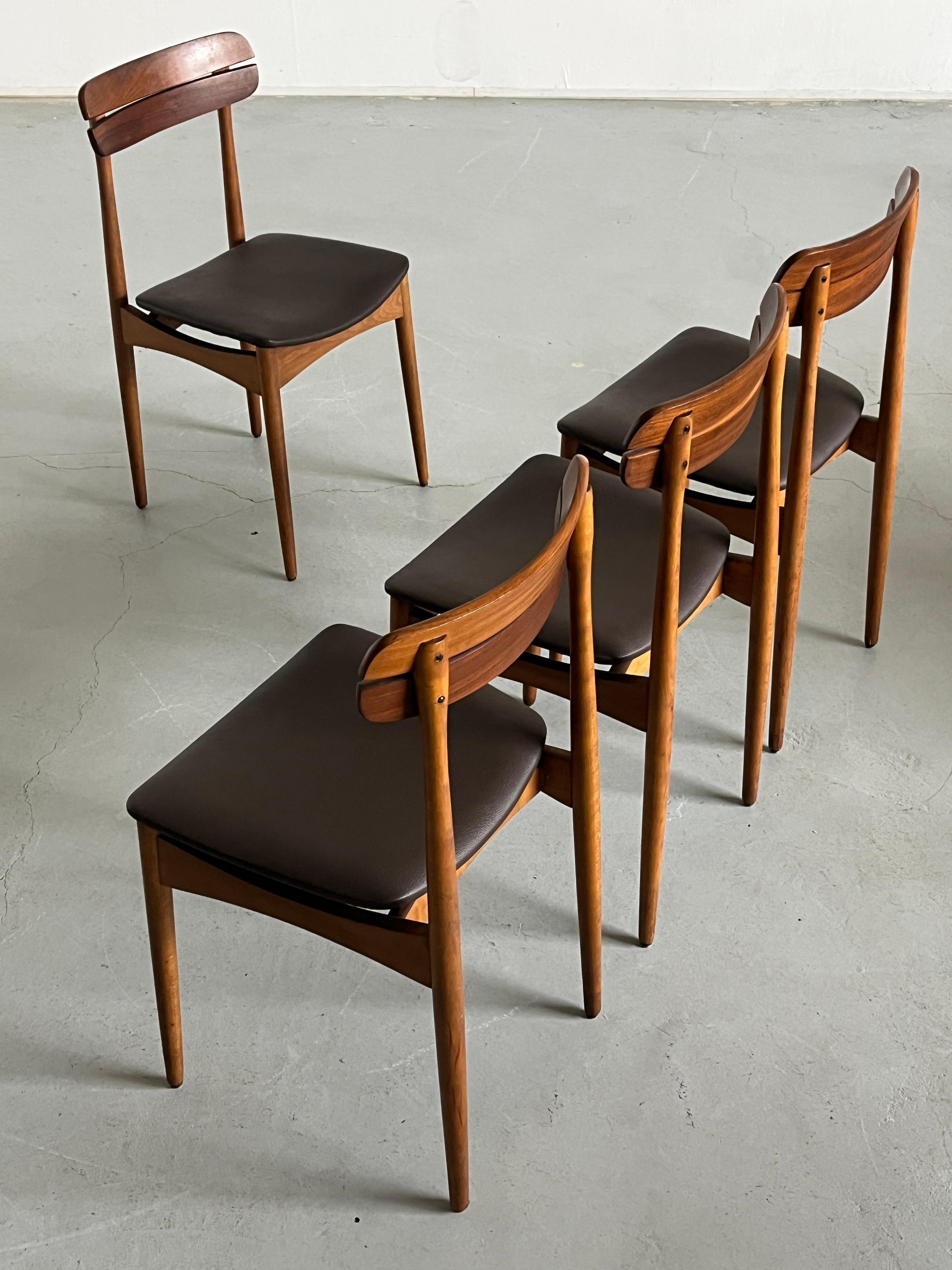 Satz von 4 Vintage Danish Design Esszimmerstühlen aus Teakholz, 1960er Jahre Dänemark (Dänisch) im Angebot
