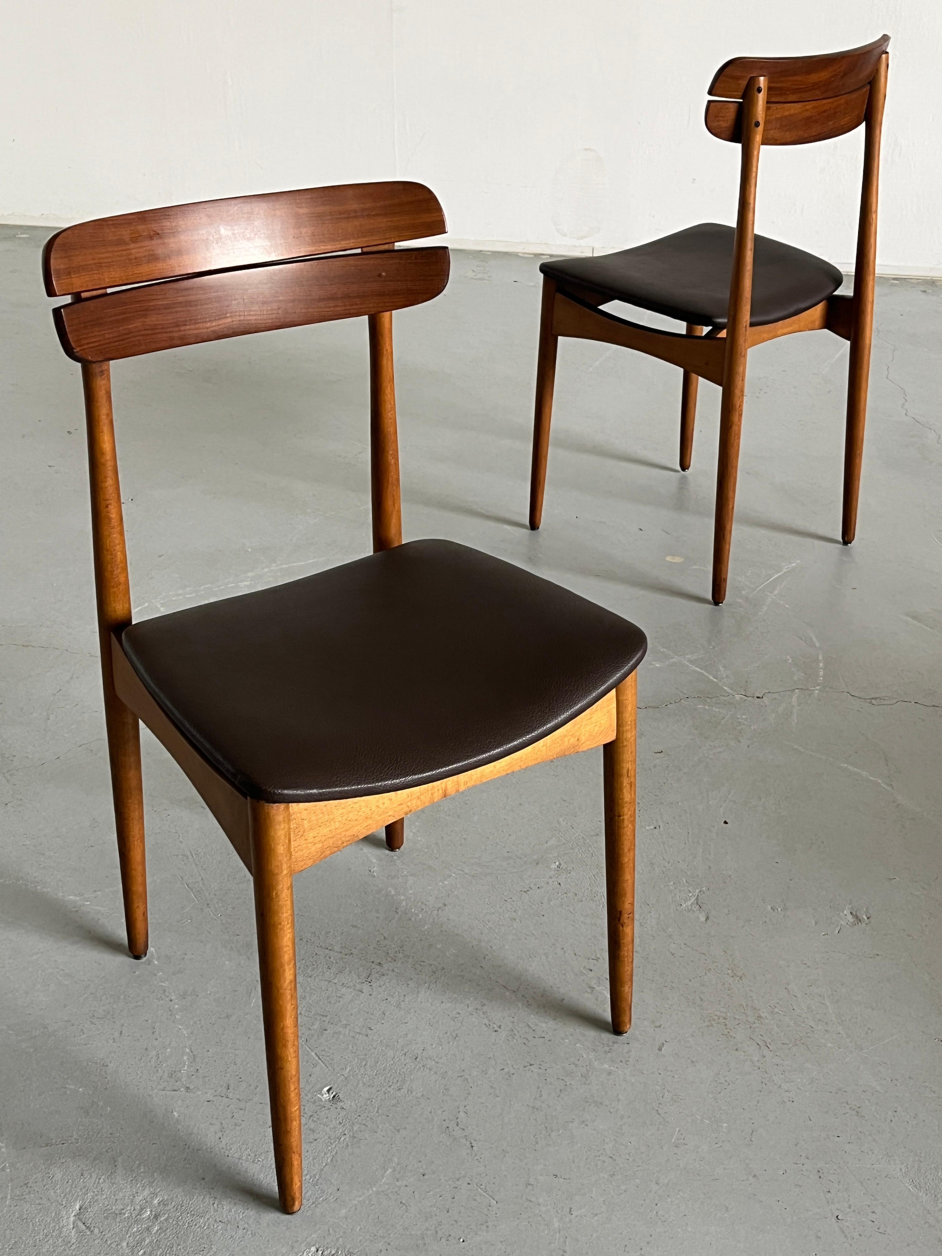 Satz von 4 Vintage Danish Design Esszimmerstühlen aus Teakholz, 1960er Jahre Dänemark (Mitte des 20. Jahrhunderts) im Angebot