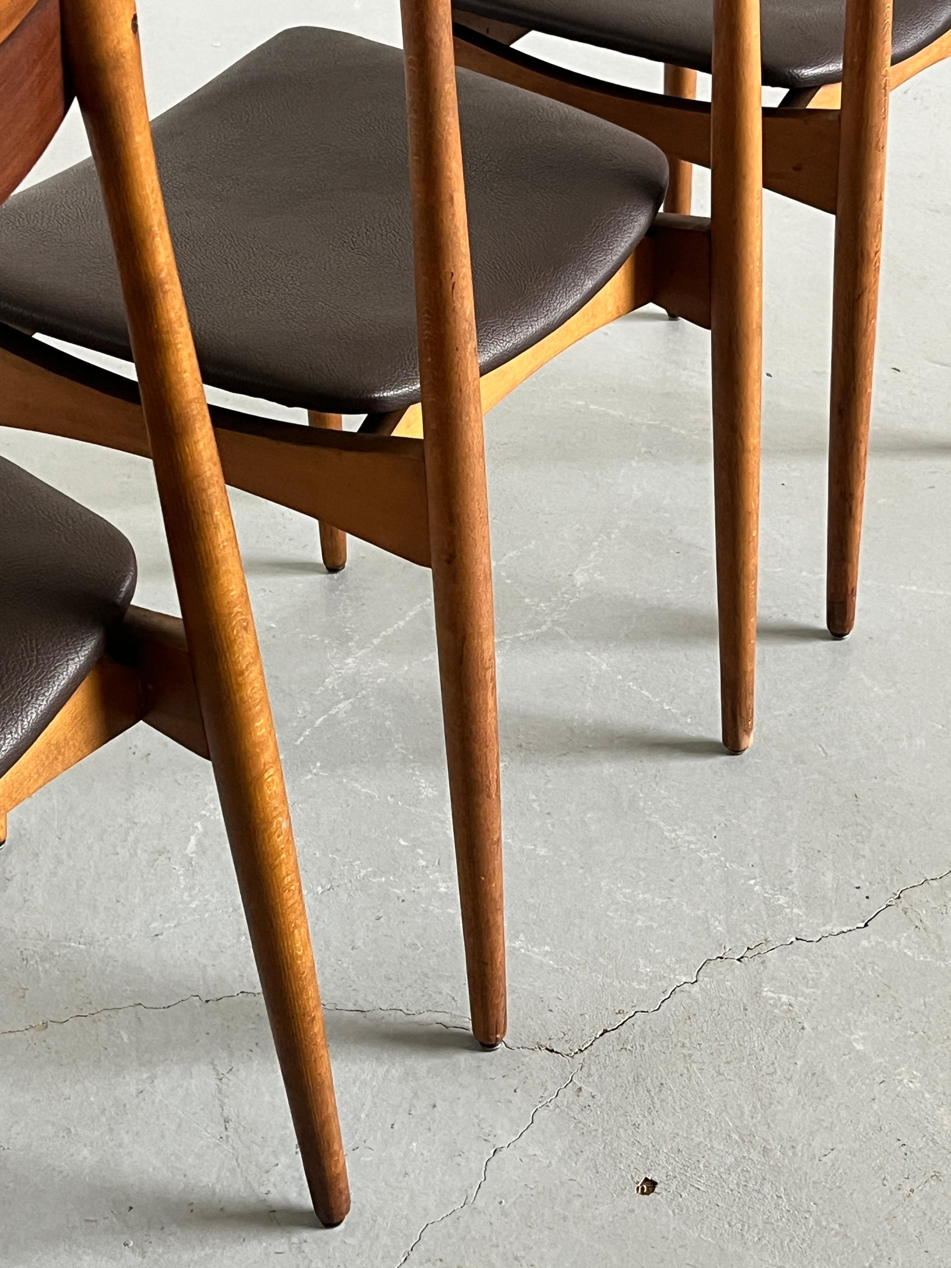 Satz von 4 Vintage Danish Design Esszimmerstühlen aus Teakholz, 1960er Jahre Dänemark im Angebot 2