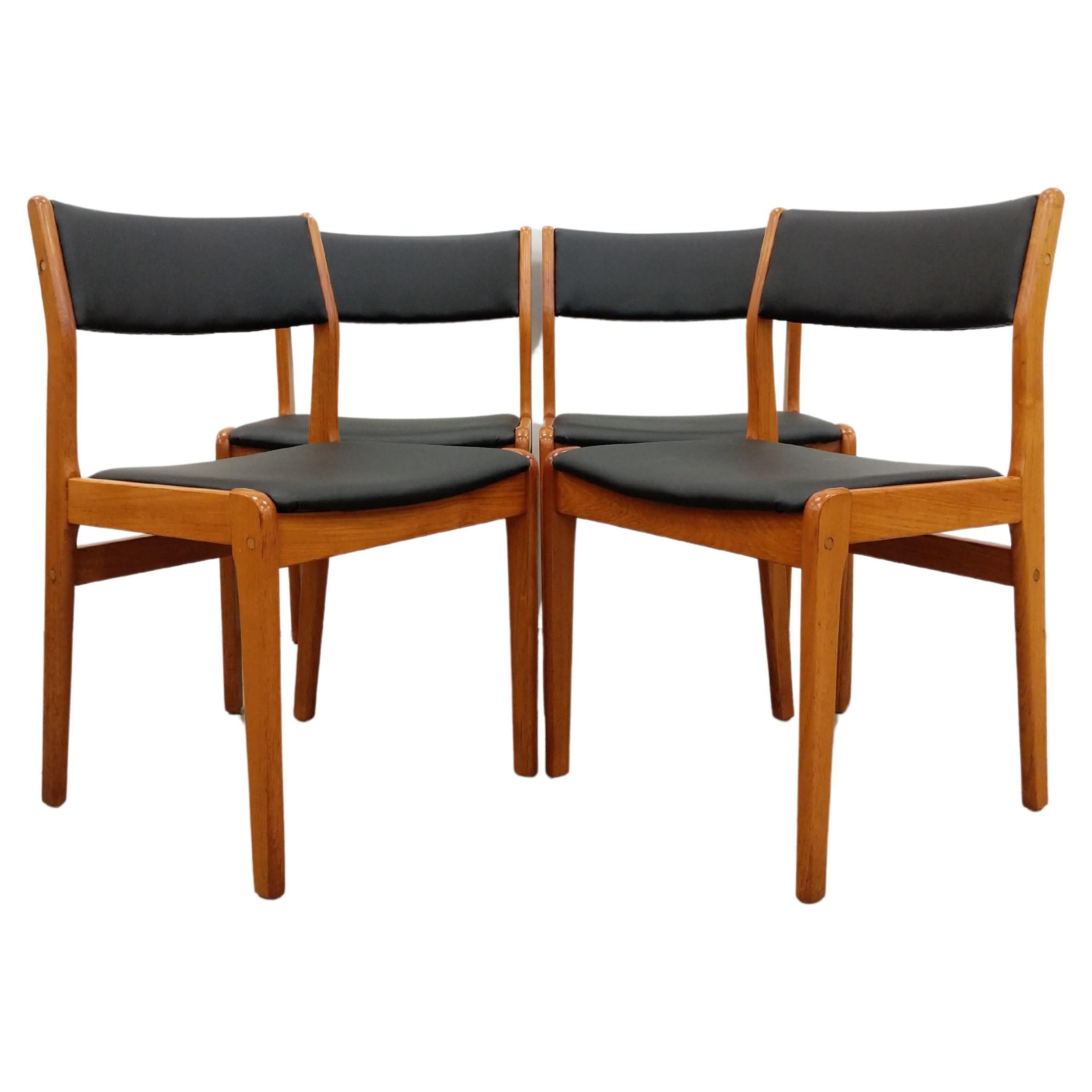 Set of 4 Vintage Danish Mid Century Modern Farstrup Dining Chairs