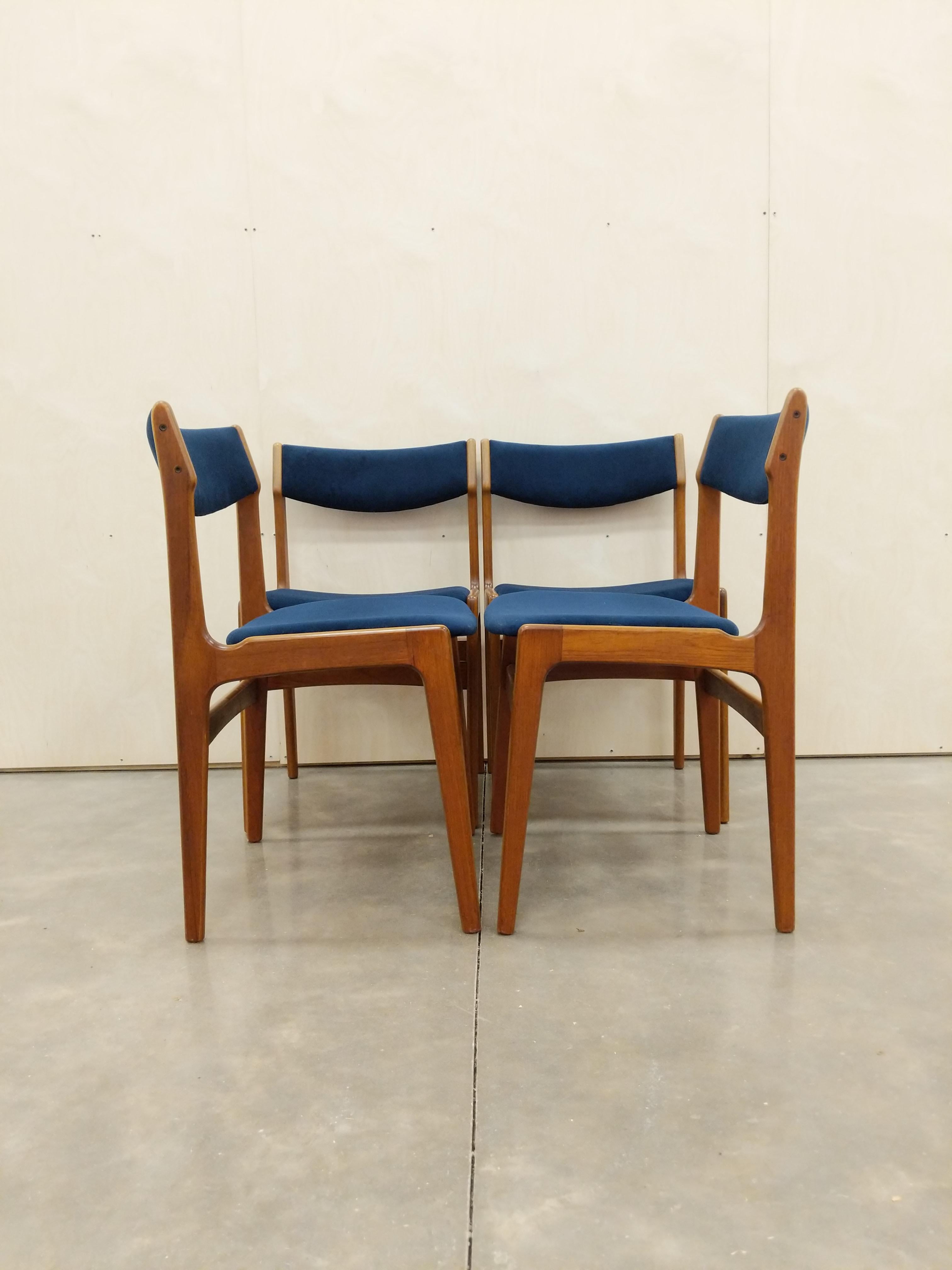 Set of 4 Vintage Danish Modern Dining Chairs For Sale at 1stDibs