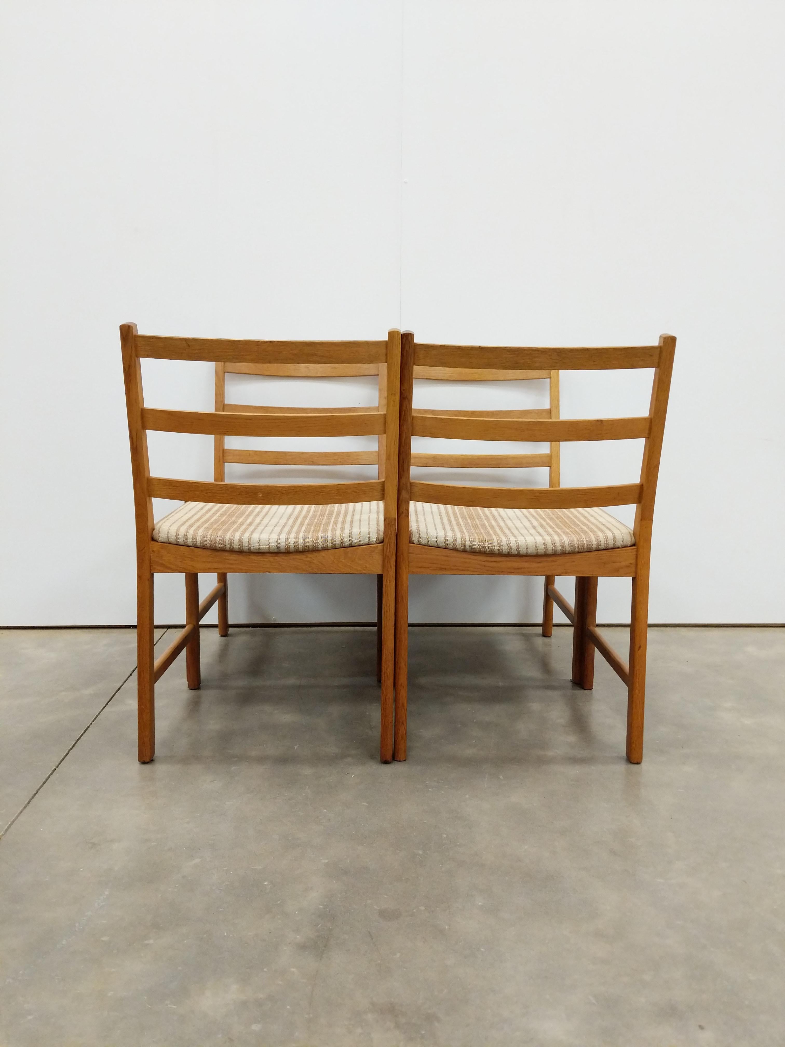 Mid-Century Modern Set of 4 Vintage Danish Modern Oak Dining Chairs For Sale