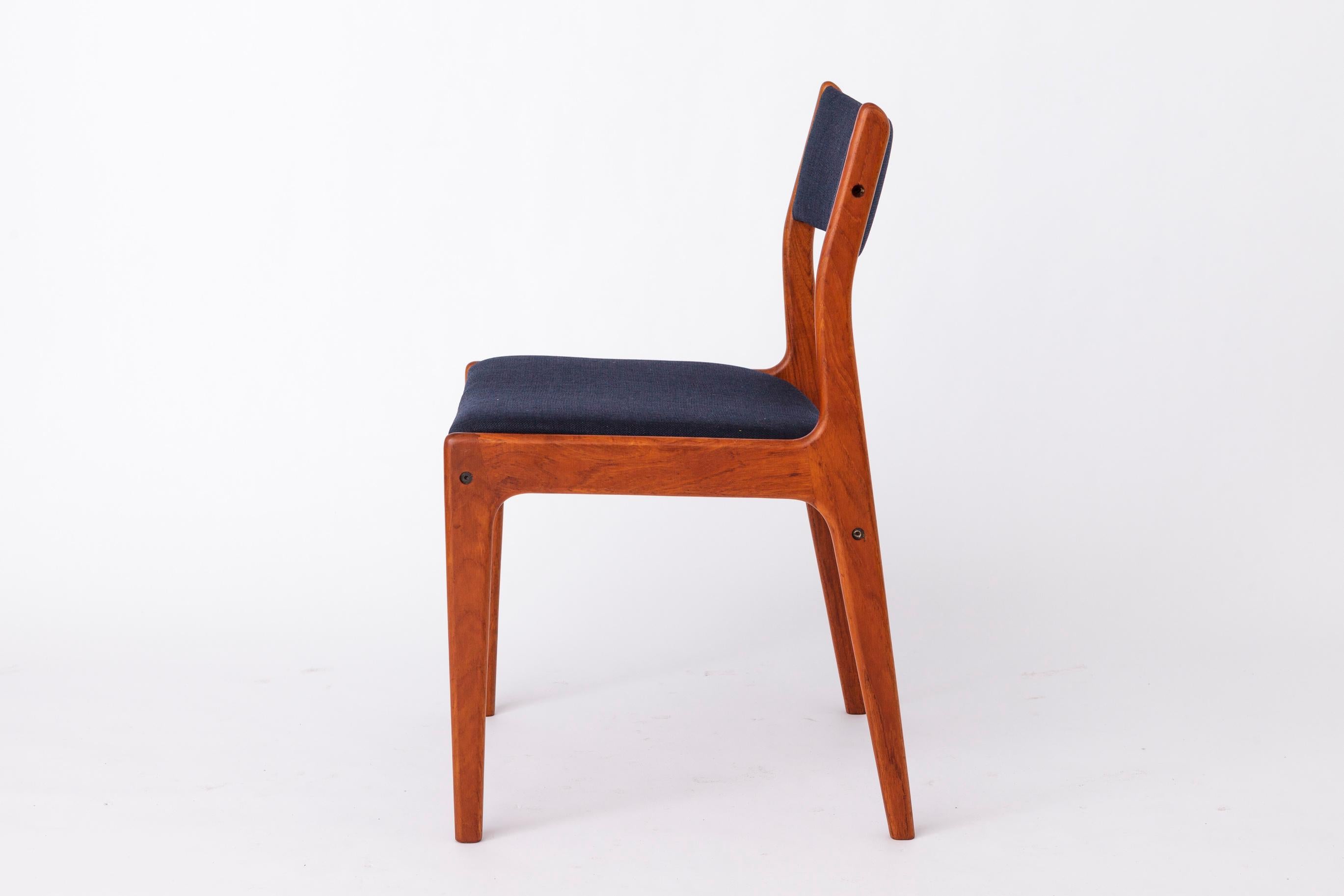 Set di 4 sedie in teak danese vintage  Johannes Andersen  Idum Møbelfabrik  196 In condizioni buone in vendita a Hannover, DE