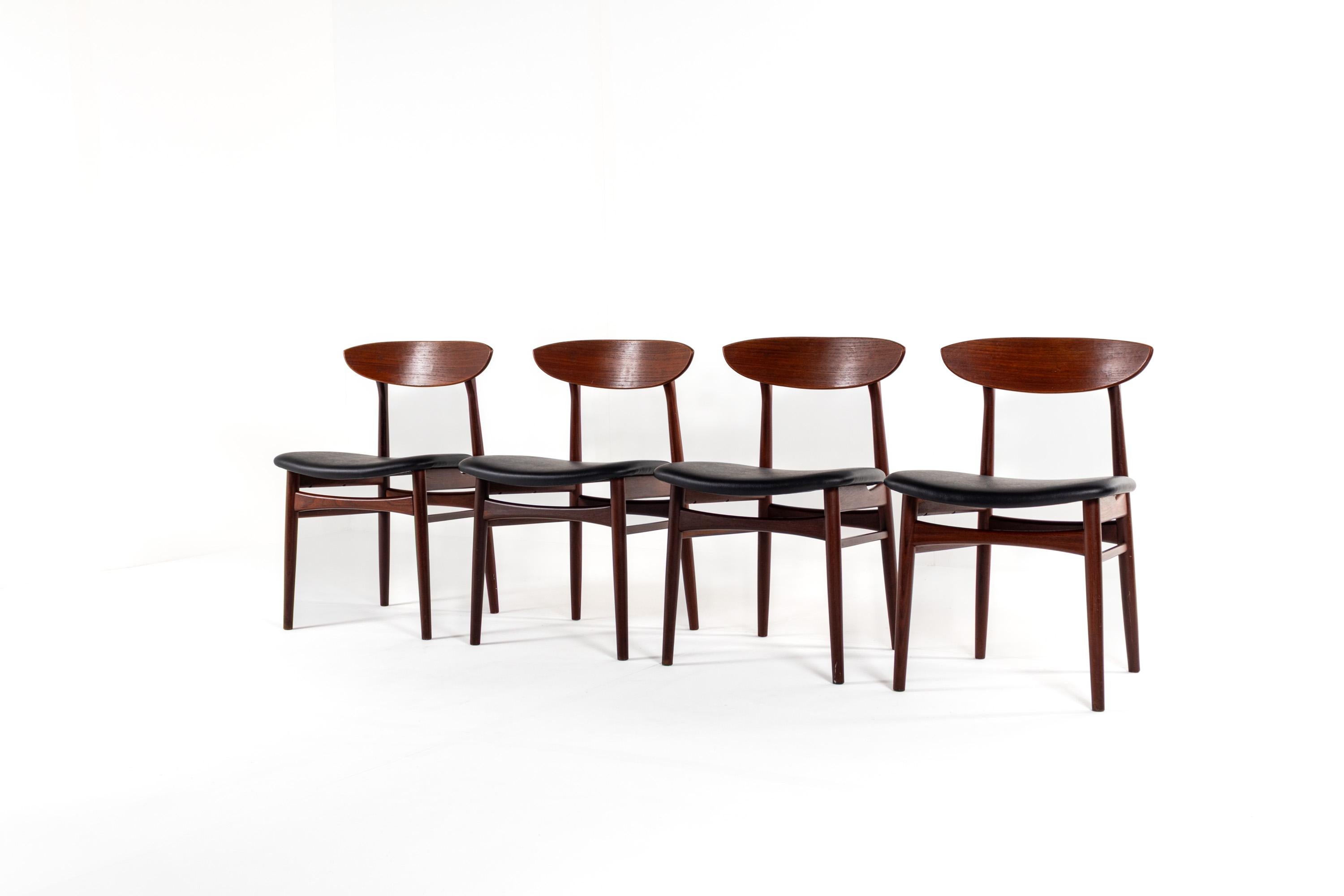 Set of 4 Vintage Danish Teak Dining Chairs, Mid-Century Modern Design, 1960s (Moderne der Mitte des Jahrhunderts) im Angebot