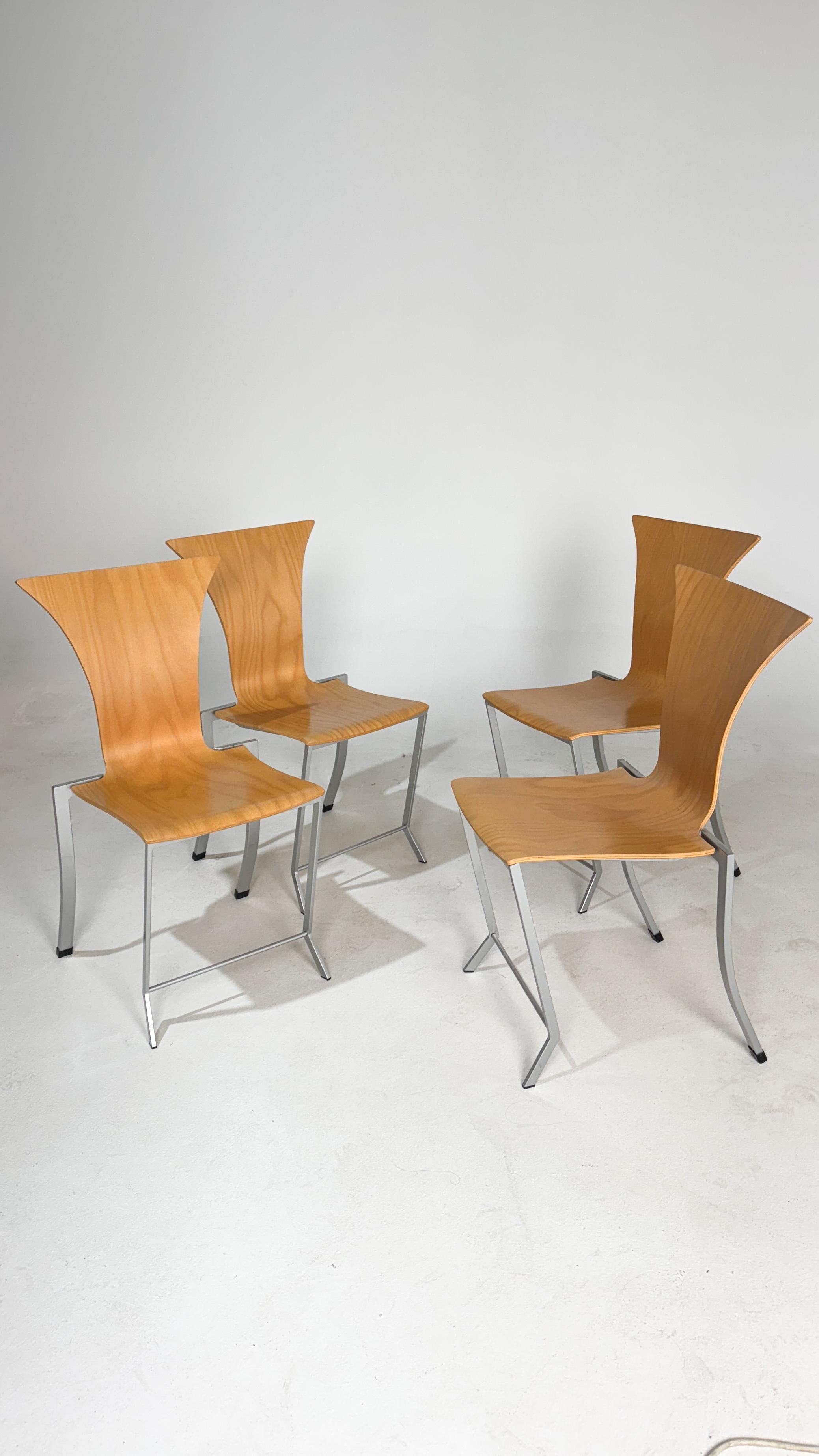 Postmoderne Ensemble de 4 chaises de salle à manger vintage Karl Friedrich Forster KFF en vente