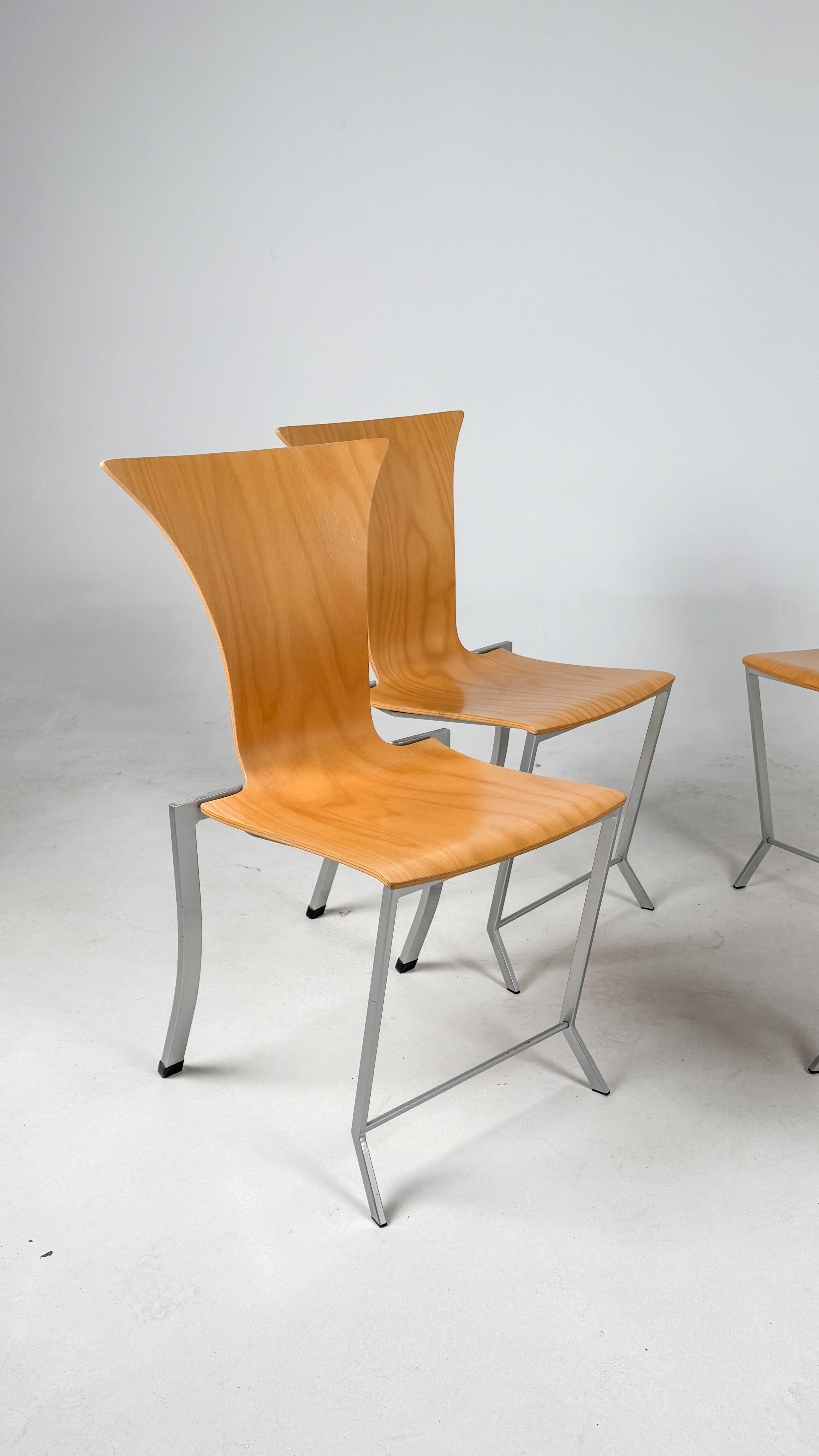 Allemand Ensemble de 4 chaises de salle à manger vintage Karl Friedrich Forster KFF en vente
