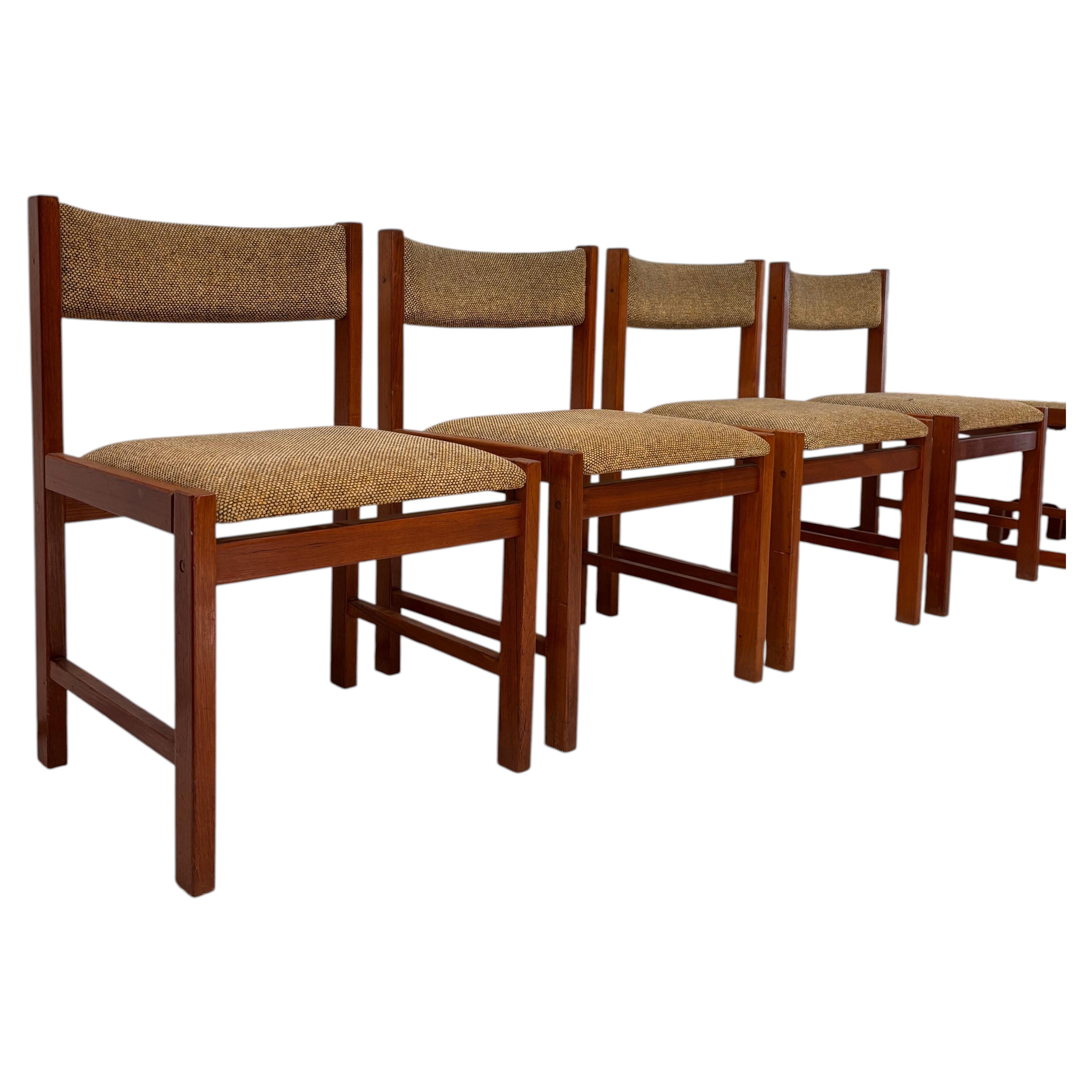 Set of 4 Vintage Dining Chairs by Scandinavia Woodworks Singapore