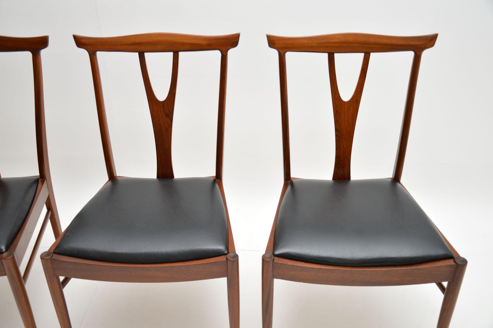 Set of 4 Vintage Dining Chairs in Afromosia In Good Condition In London, GB