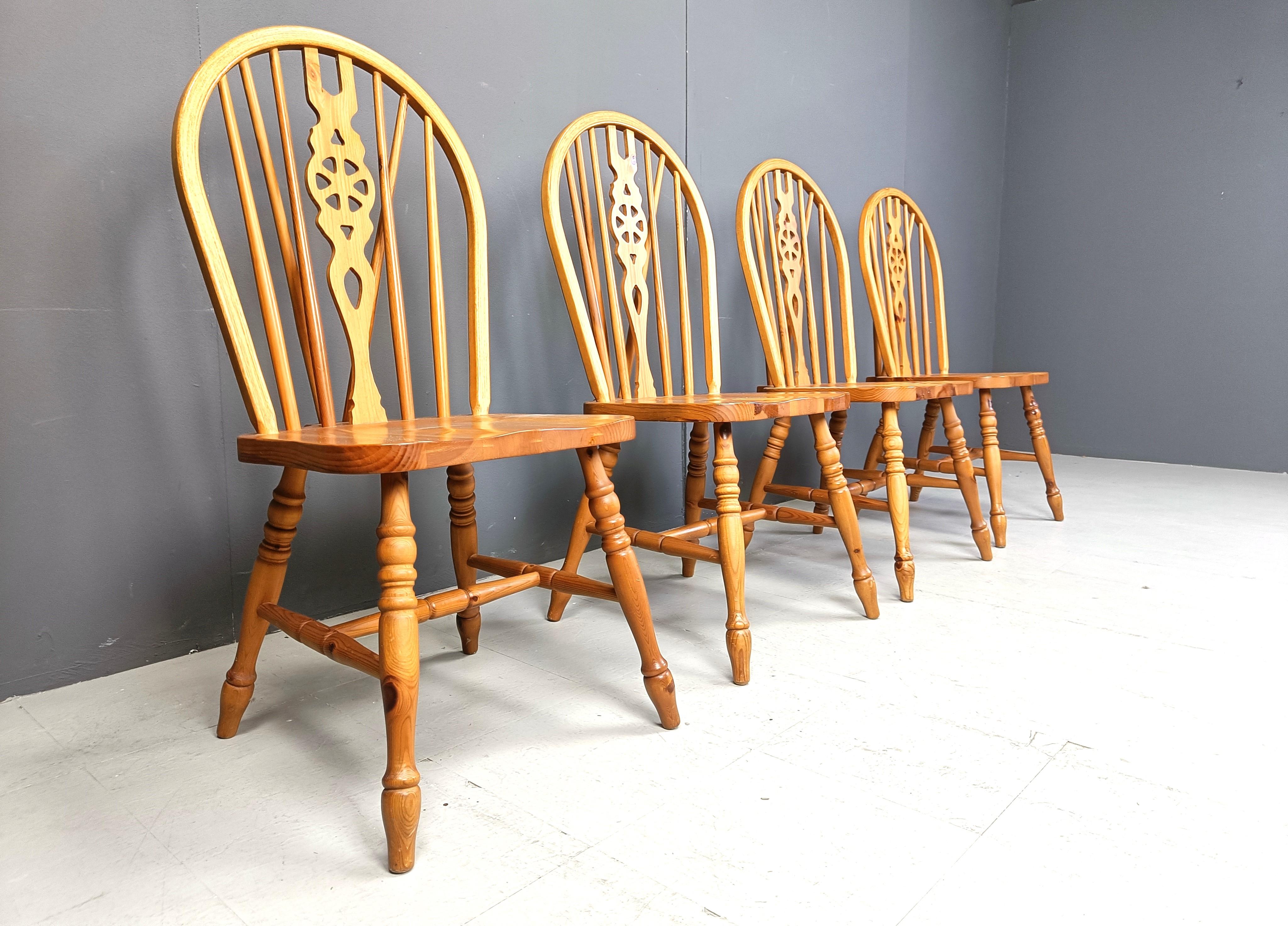 Set de 4 Vintage  Sillas de comedor Ercol , años 50 mediados del siglo XX en venta