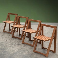 Set of 4 vintage folding chairs attributed to Aldo Jacober, made of solid beech
