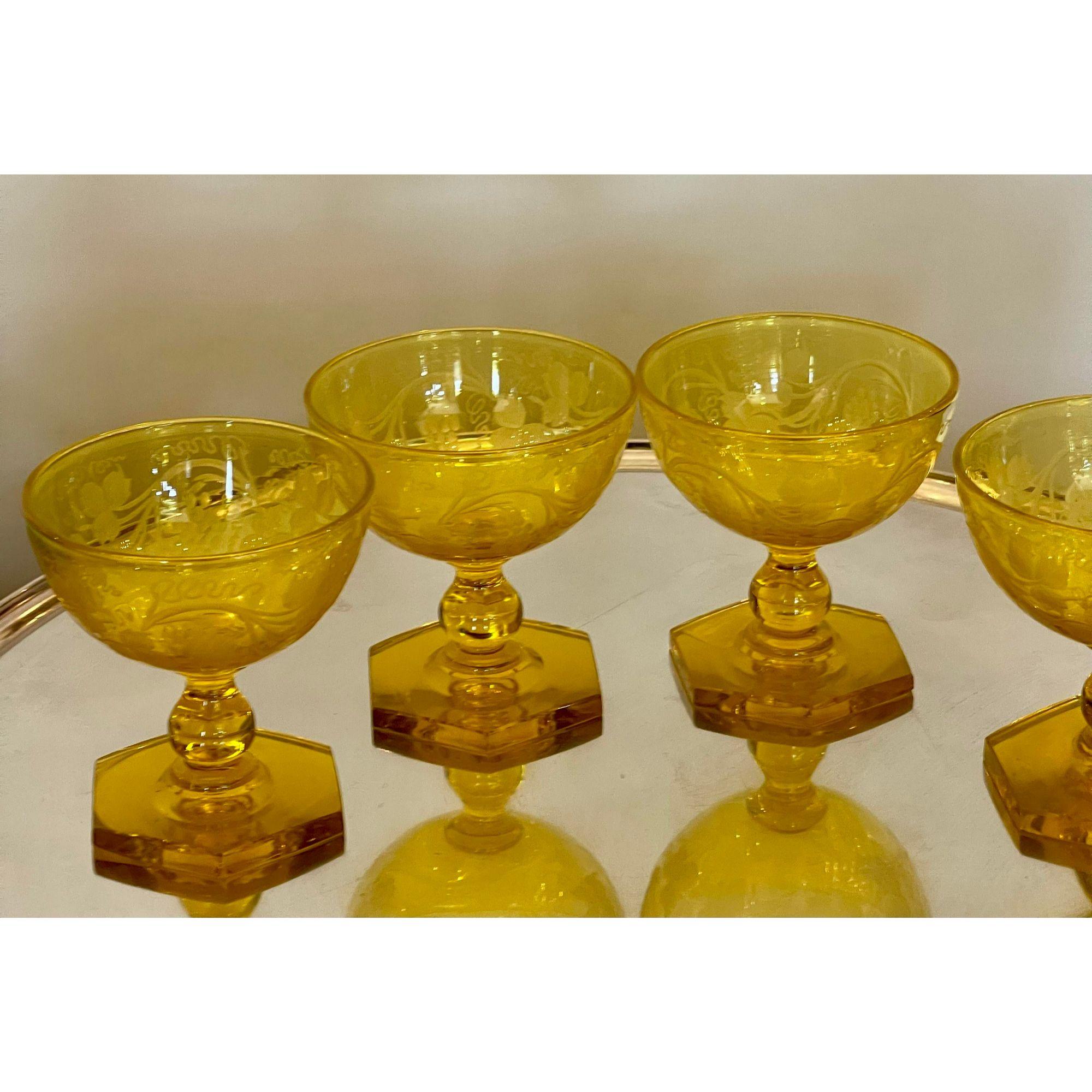 Lote de 4 Tallos de Cristal Amarillo Vintage Frederick Carder para Steuben Art Decó siglo XX en venta