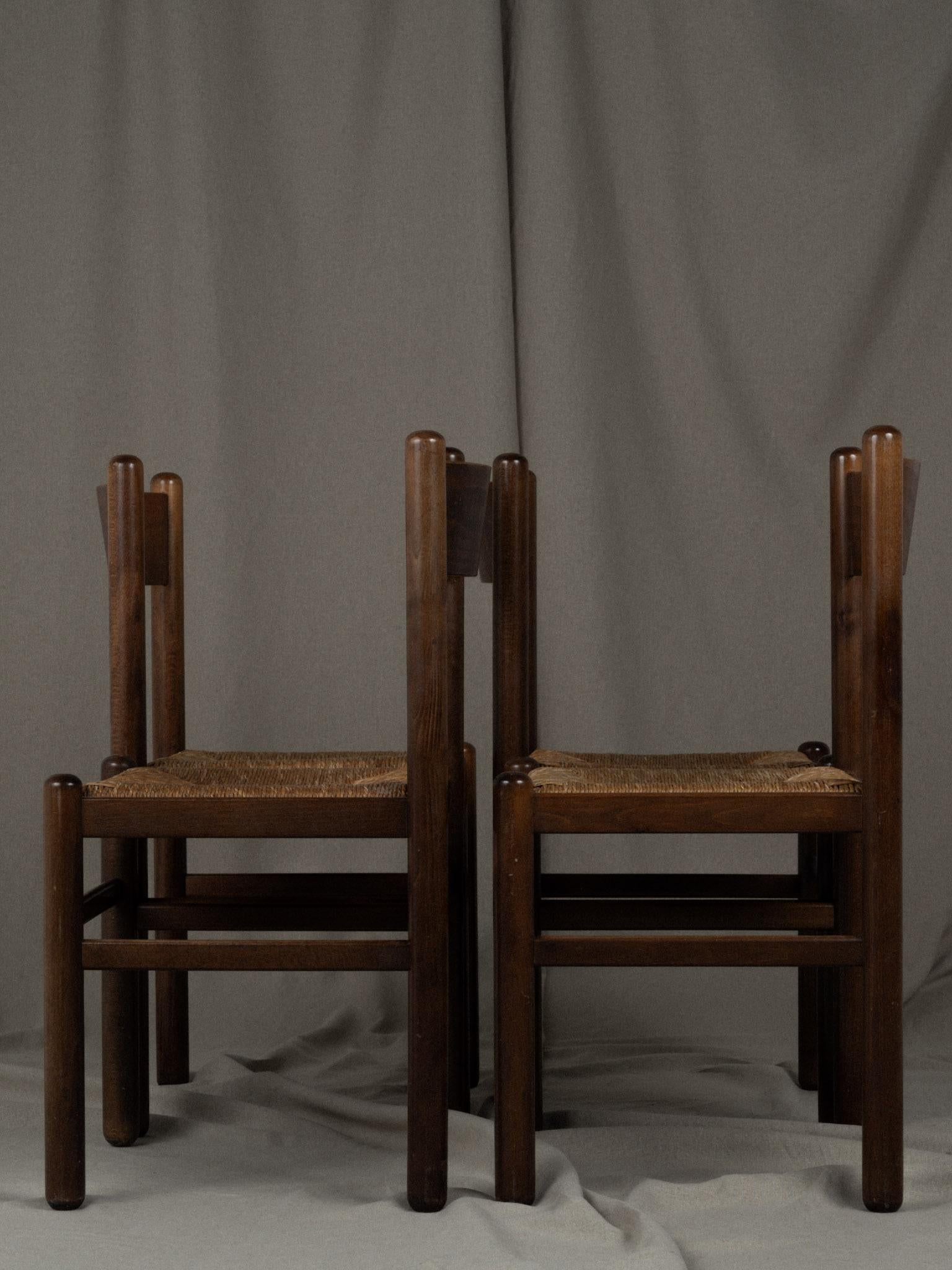 set of 4 vintage French wood and rush chairs  In Good Condition For Sale In 'S-HERTOGENBOSCH, NL
