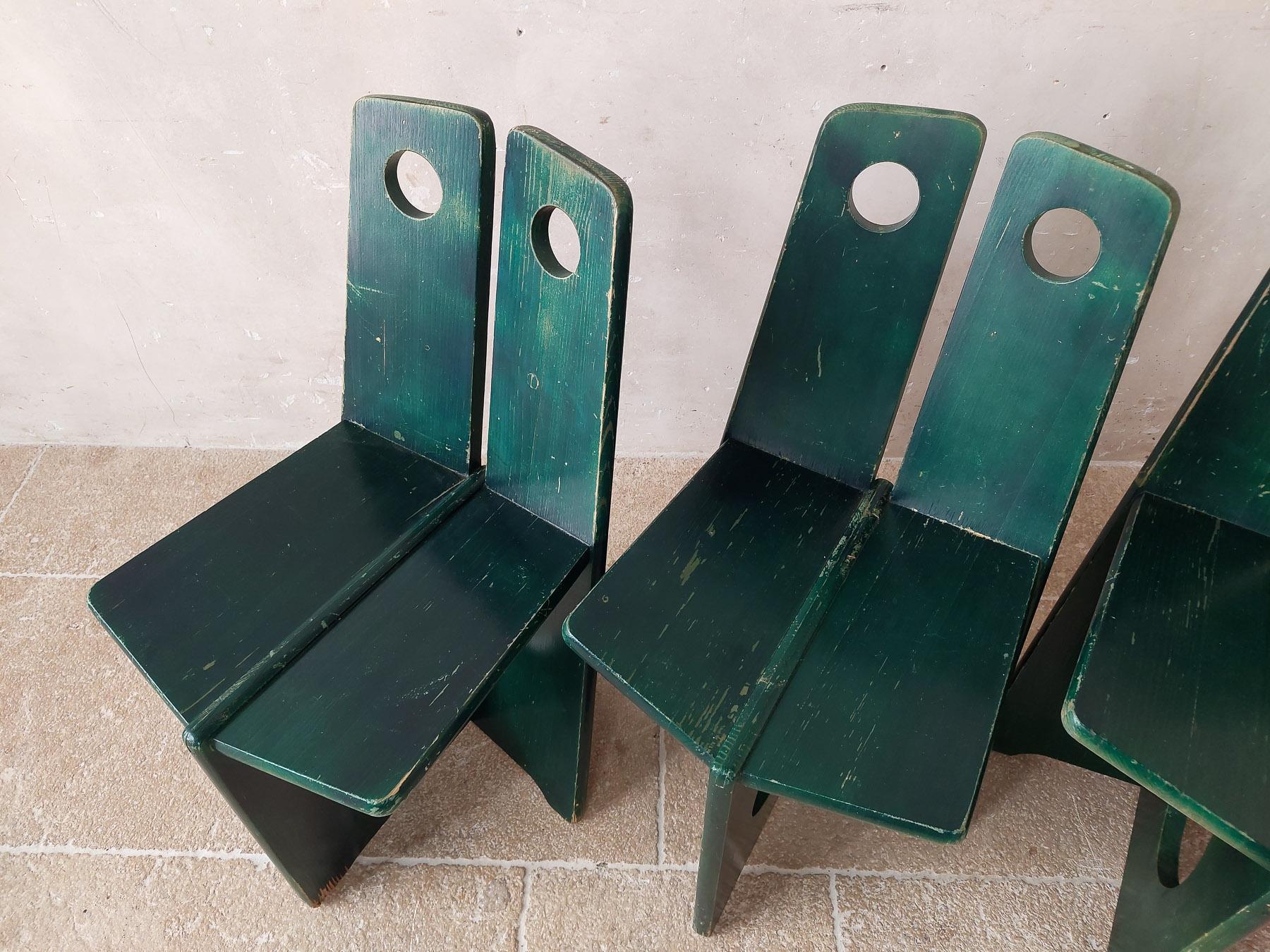 Satz von 4 Vintage-Stühlen von Gilbert Marklund aus grünem, patiniertem Kiefernholz aus den 1970er Jahren 2