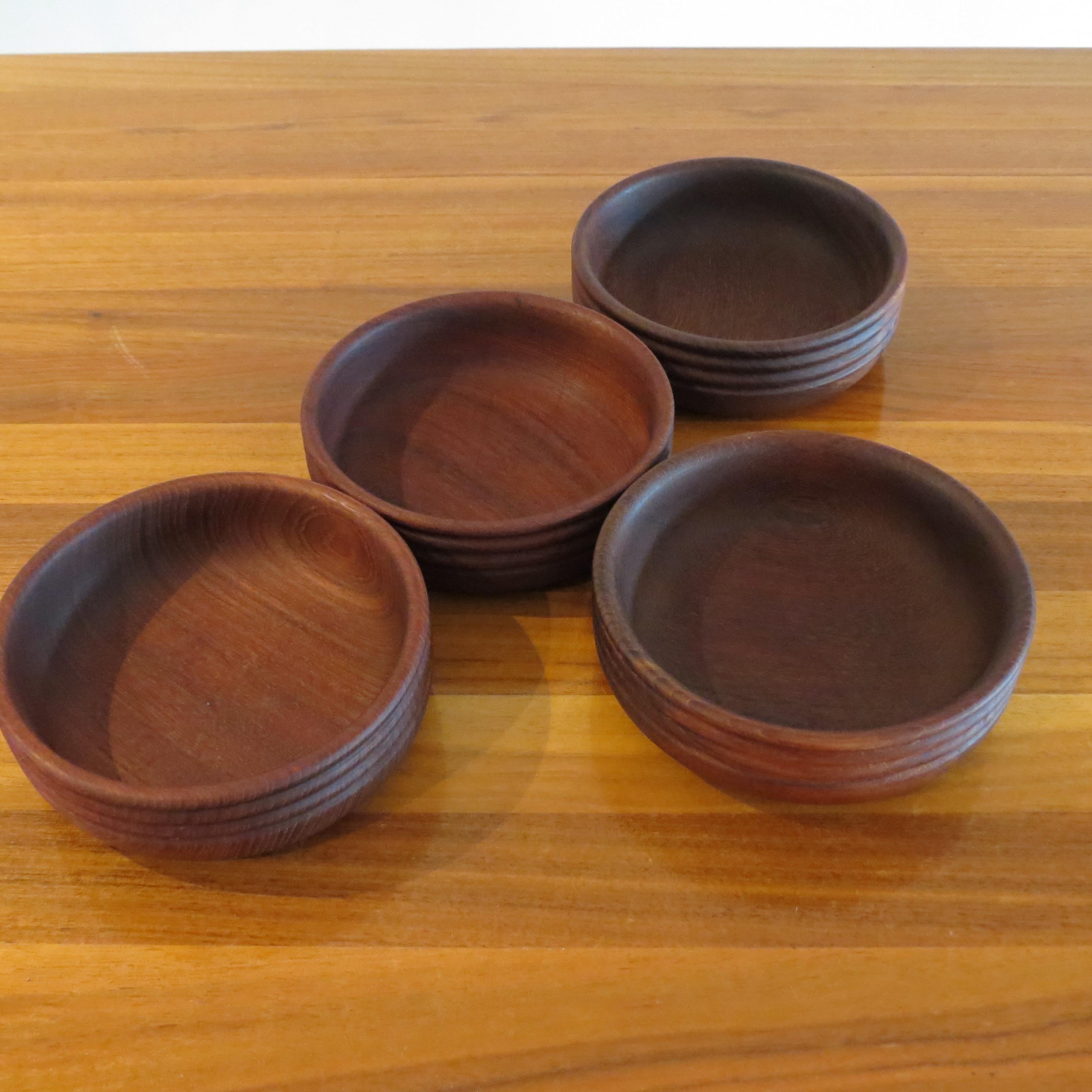 Set of 4 Vintage Handmade Teak Wooden Bowls by Galatix 1