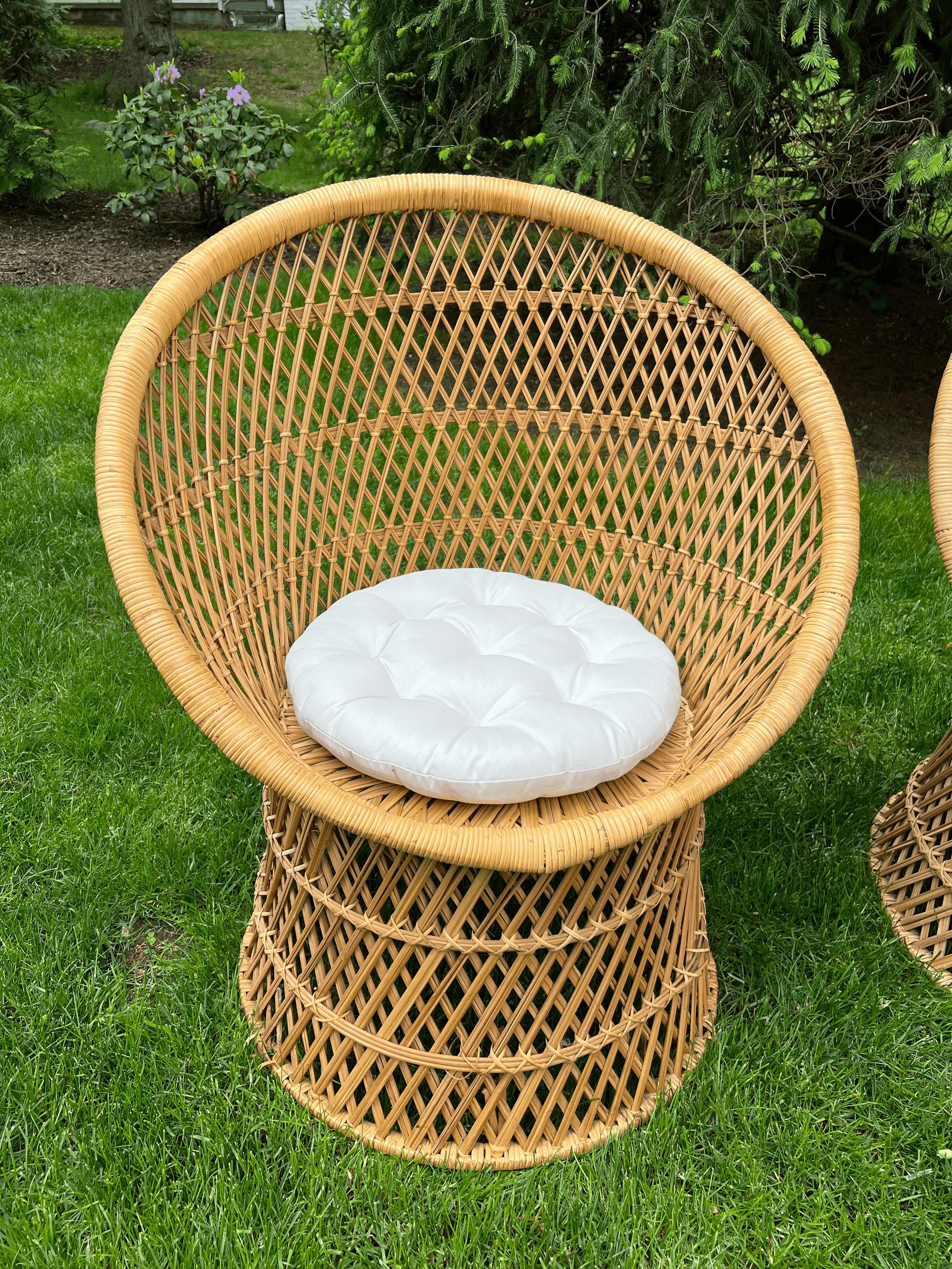 Set of 4 Vintage Handwoven Wicker Barrel Chairs For Sale 2