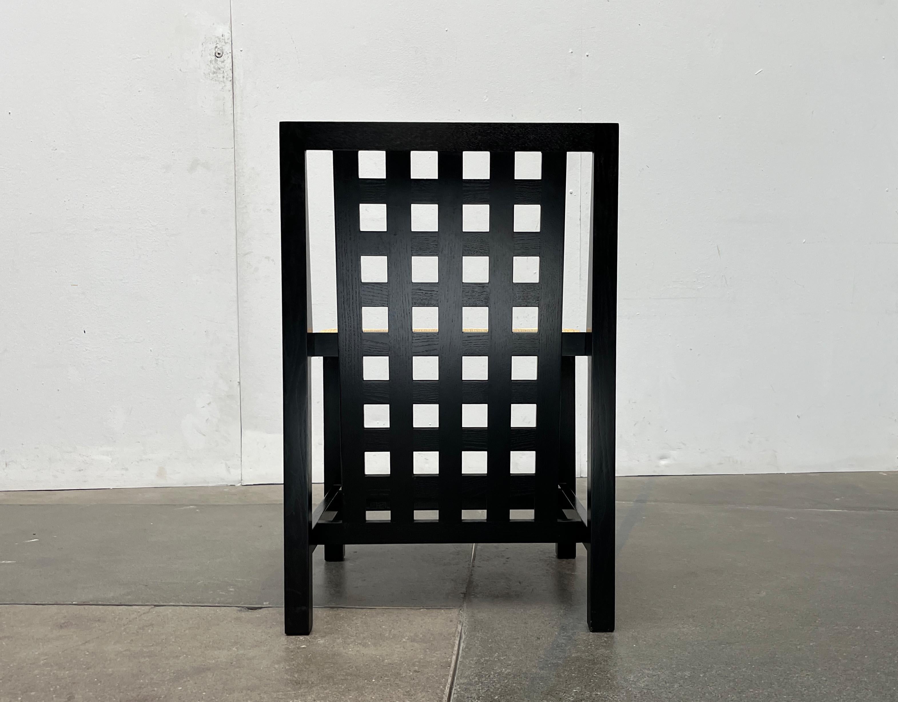 Satz von 4 italienischen 324 D. S. 3 Stühlen von Charles Rennie Mackintosh Cassina (Ende des 20. Jahrhunderts) im Angebot