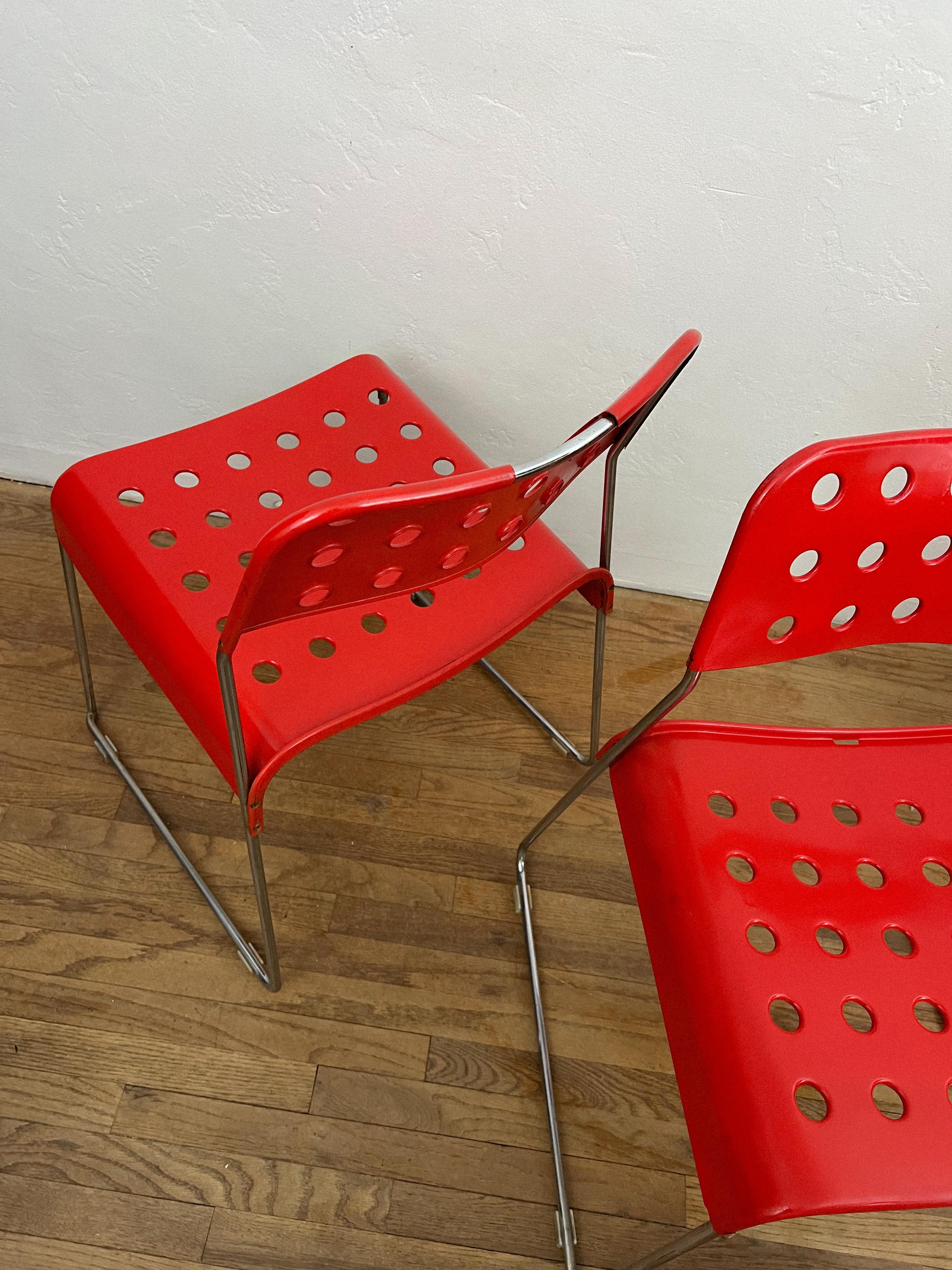 Satz von 4 italienischen Omstak-Stühlen im Vintage-Stil von Rodney Kinsman für Bieffeplast im Angebot 2